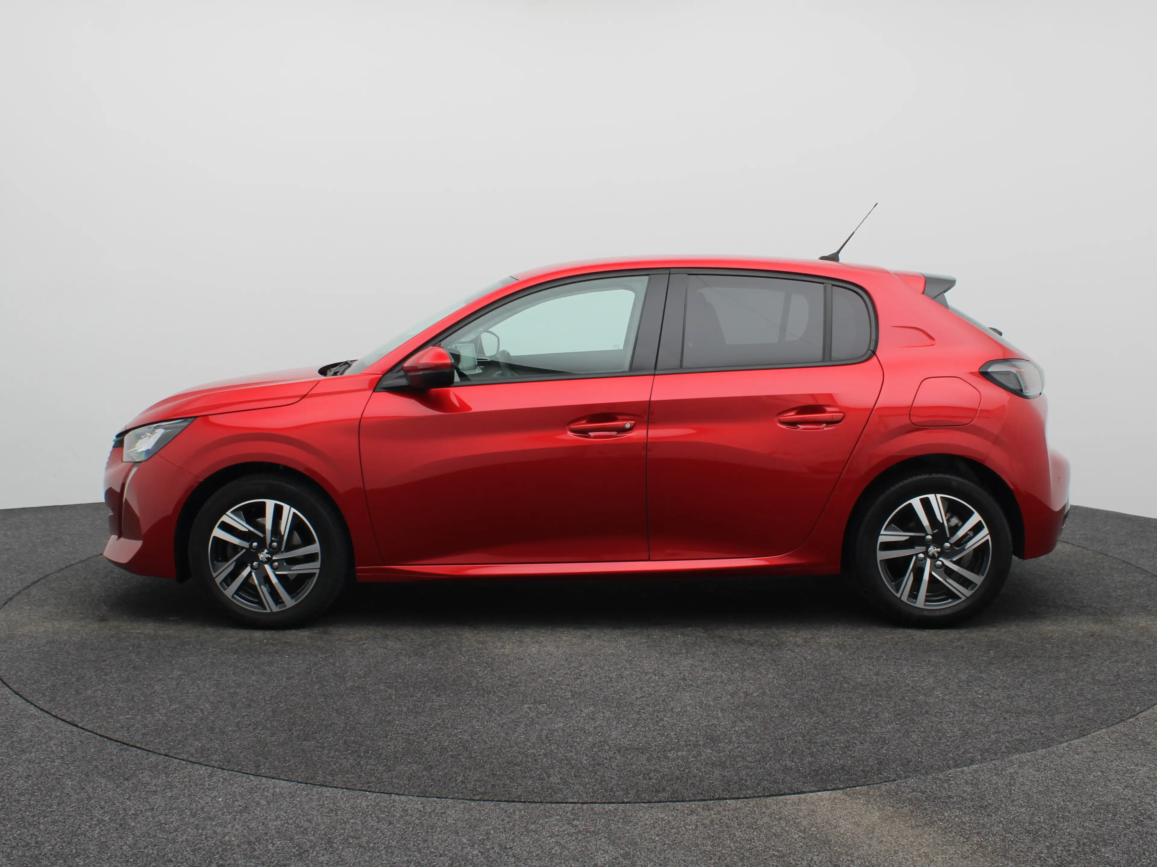 Peugeot 208 1.2 PureTech Allure Pack | Carplay | PDC | Camera — photo 13