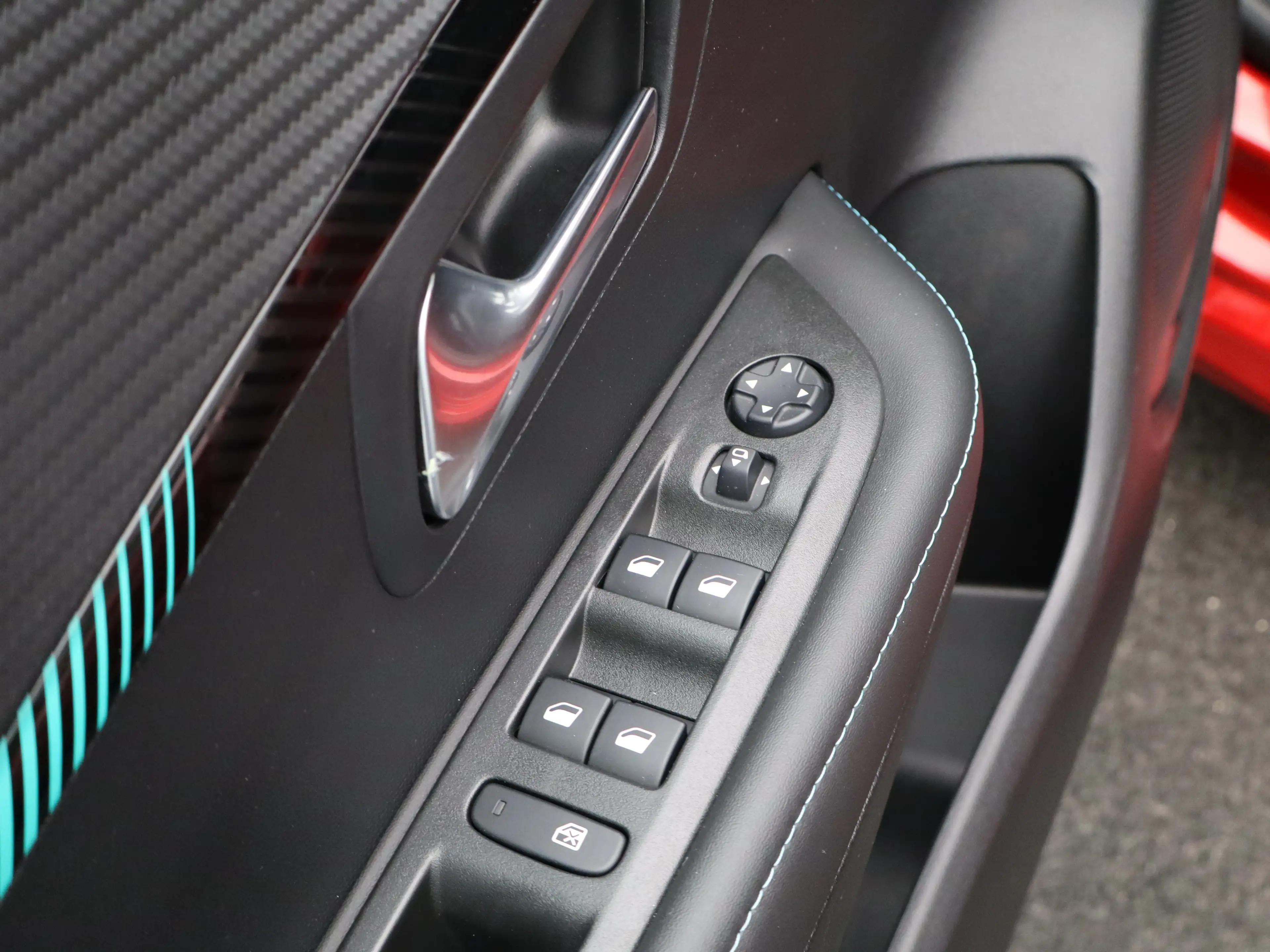 Peugeot 208 1.2 PureTech Allure Pack | Carplay | PDC | Camera — photo 29