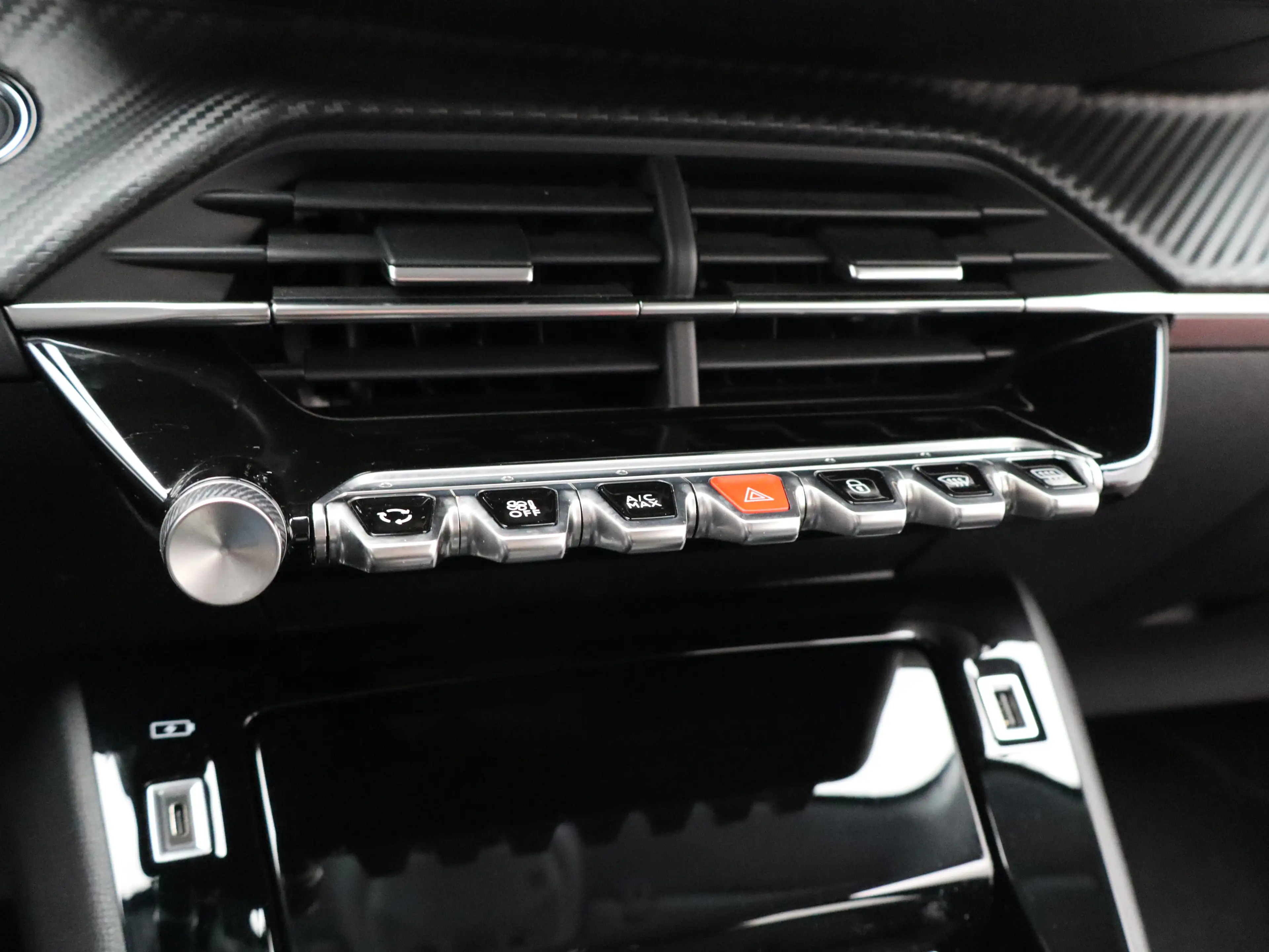Peugeot 208 1.2 PureTech Allure Pack | Carplay | PDC | Camera — photo 23