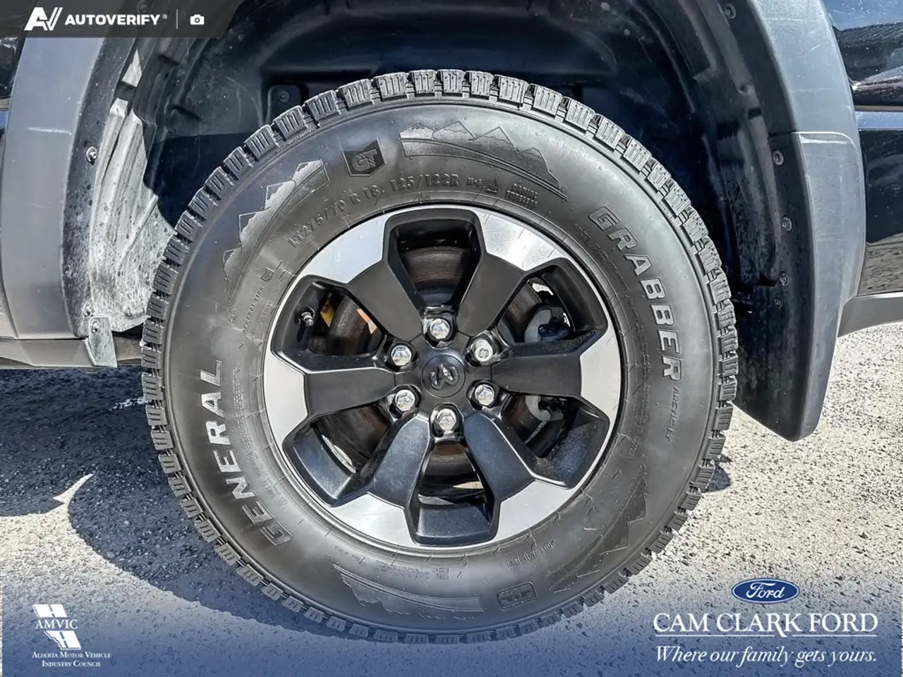 RAM 1500 photo RAM 1500