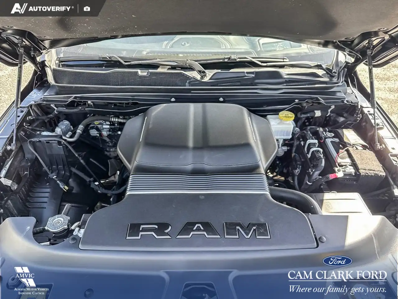RAM 1500 photo RAM 1500