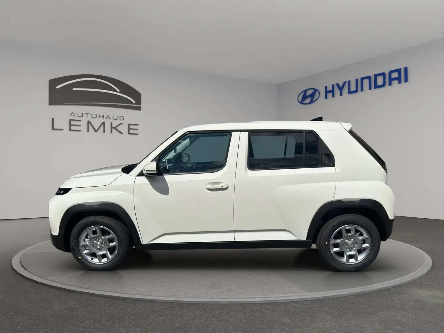 Hyundai Inster 42 kWh TREND + EFFIZIENZPAKET - SOFORT LIEFERBAR Weiß - 2