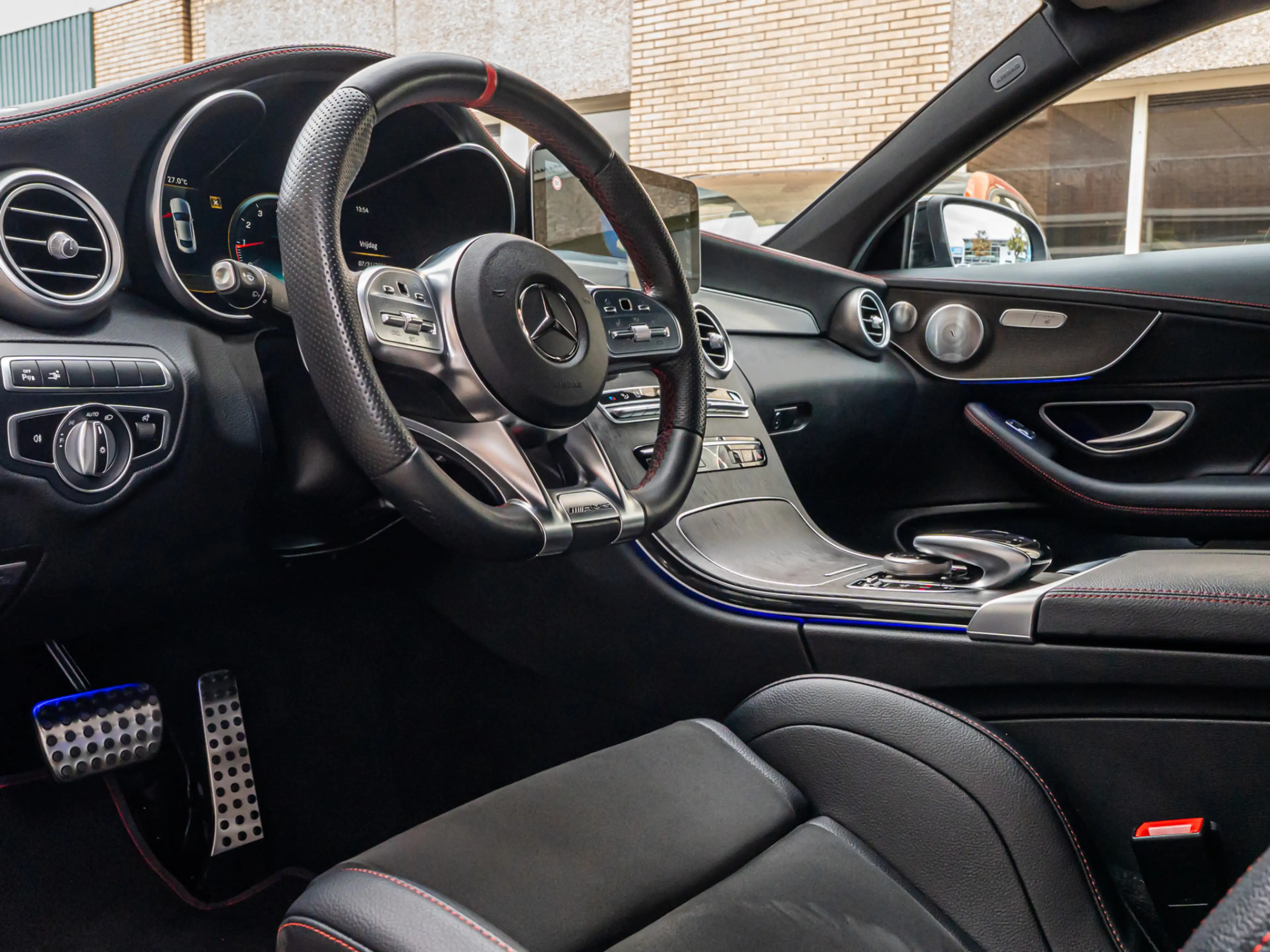 Mercedes-Benz C 43 AMG Coupé 4MATIC PERFORM SCHAALSTOEL BURMESTER SPORTUI — photo 27