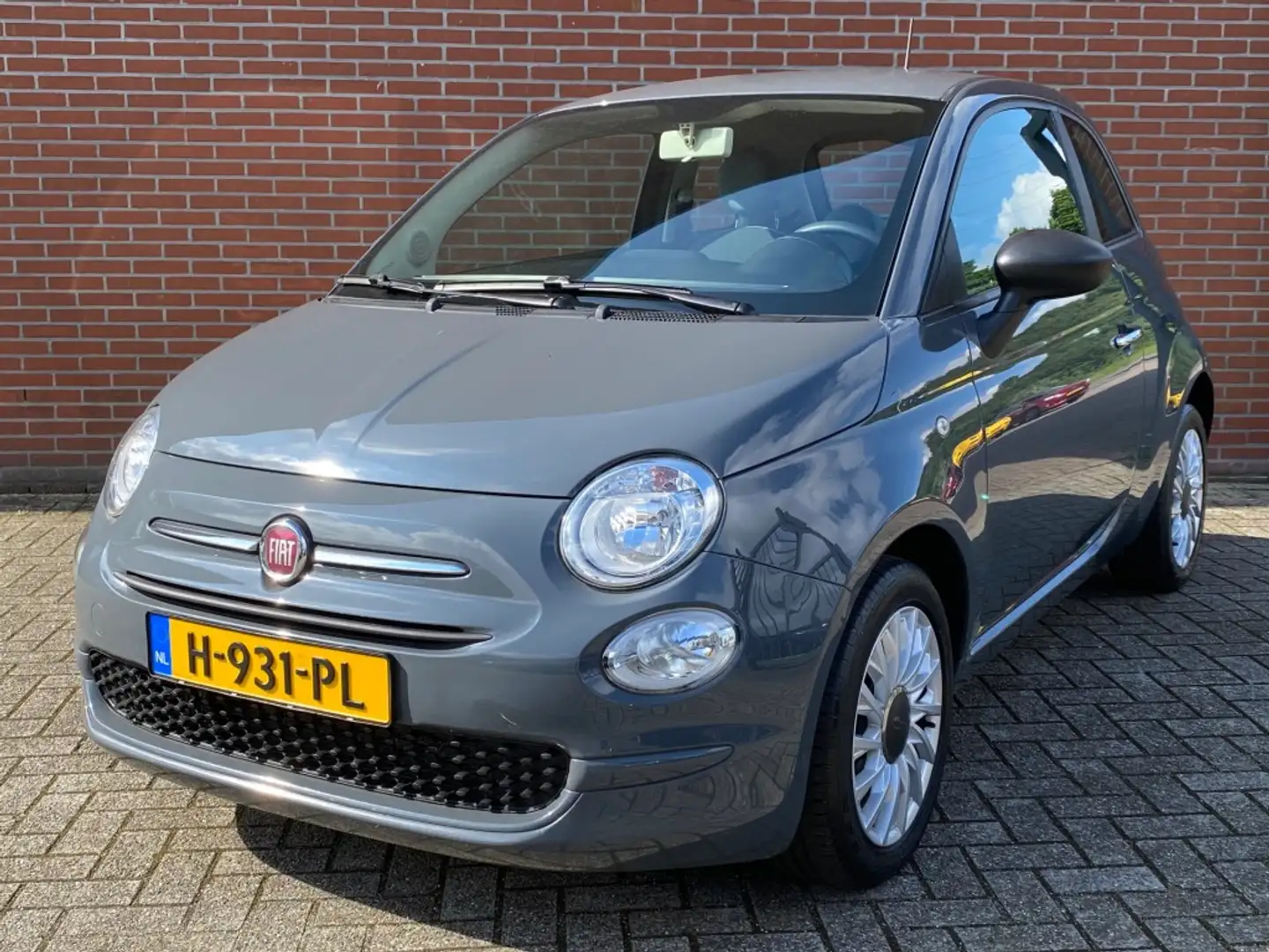 Fiat 500 0.9 TwinAir T YOUNG AIRCO CRUISE DAB LMV BLUETOOTH Grijs - 2