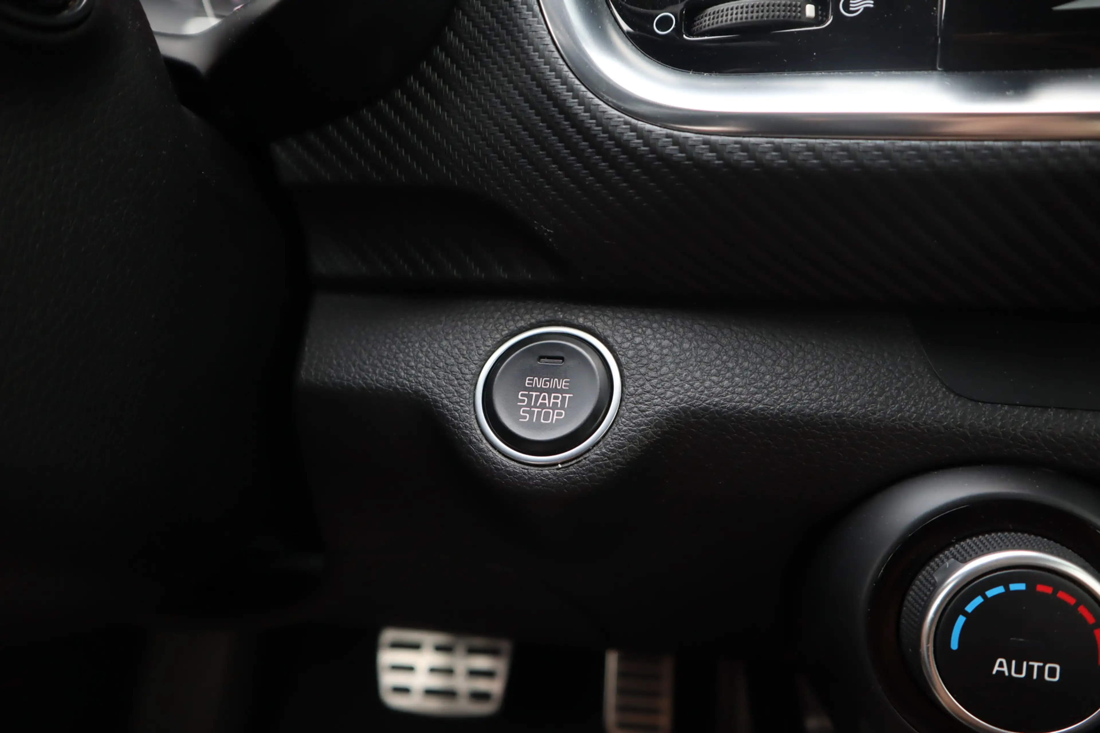 Kia Stonic 1.0 T-GDi MHEV GT-Line | ACC | Camera | Keyless | — photo 29