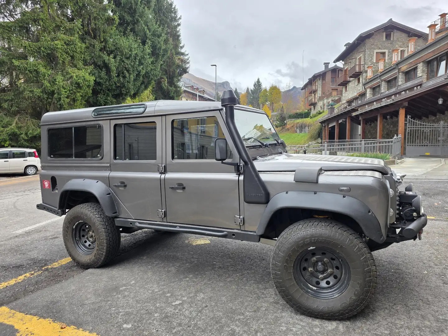 Land Rover Defender 110 2.5 td5 SE SW Grigio - 1
