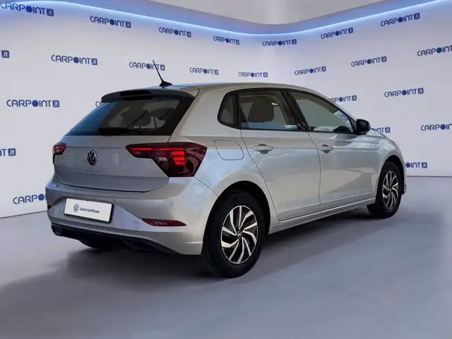 Volkswagen Polo view 6