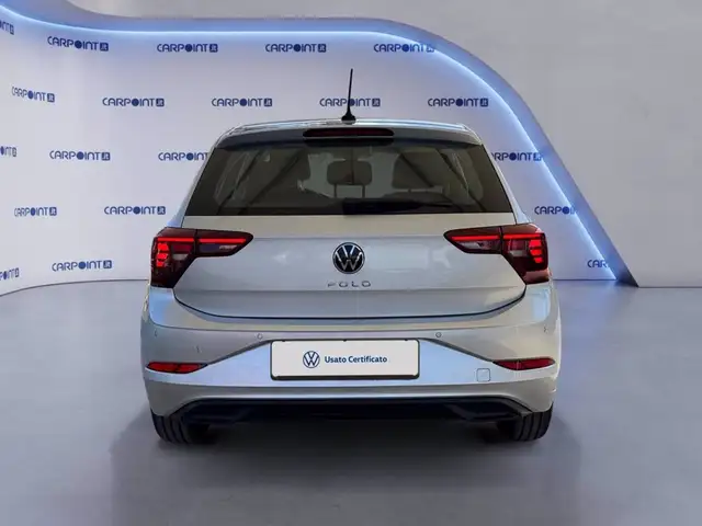 Volkswagen Polo view 5