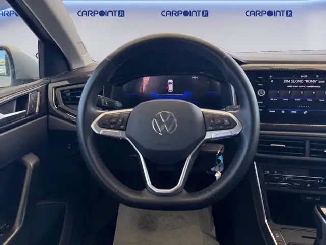 Volkswagen Polo view 13