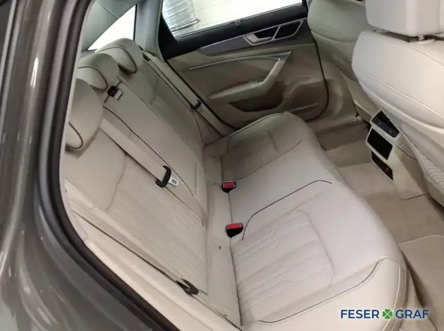 Audi A6 view 7