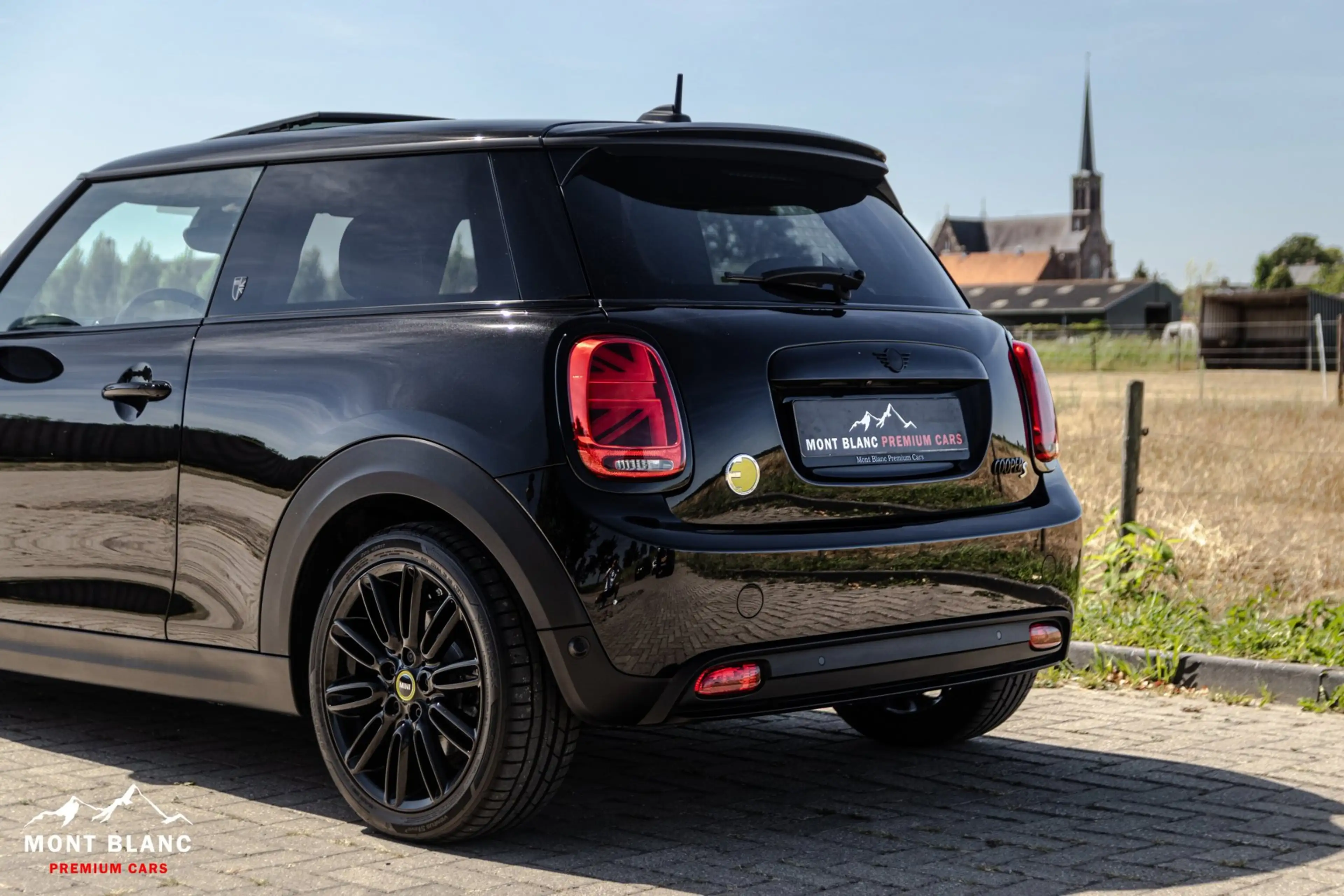MINI Cooper SE MINI Yours 33 kWh|Dealer ond.|NL Auto|H/K|Pano.|€1 — photo 14