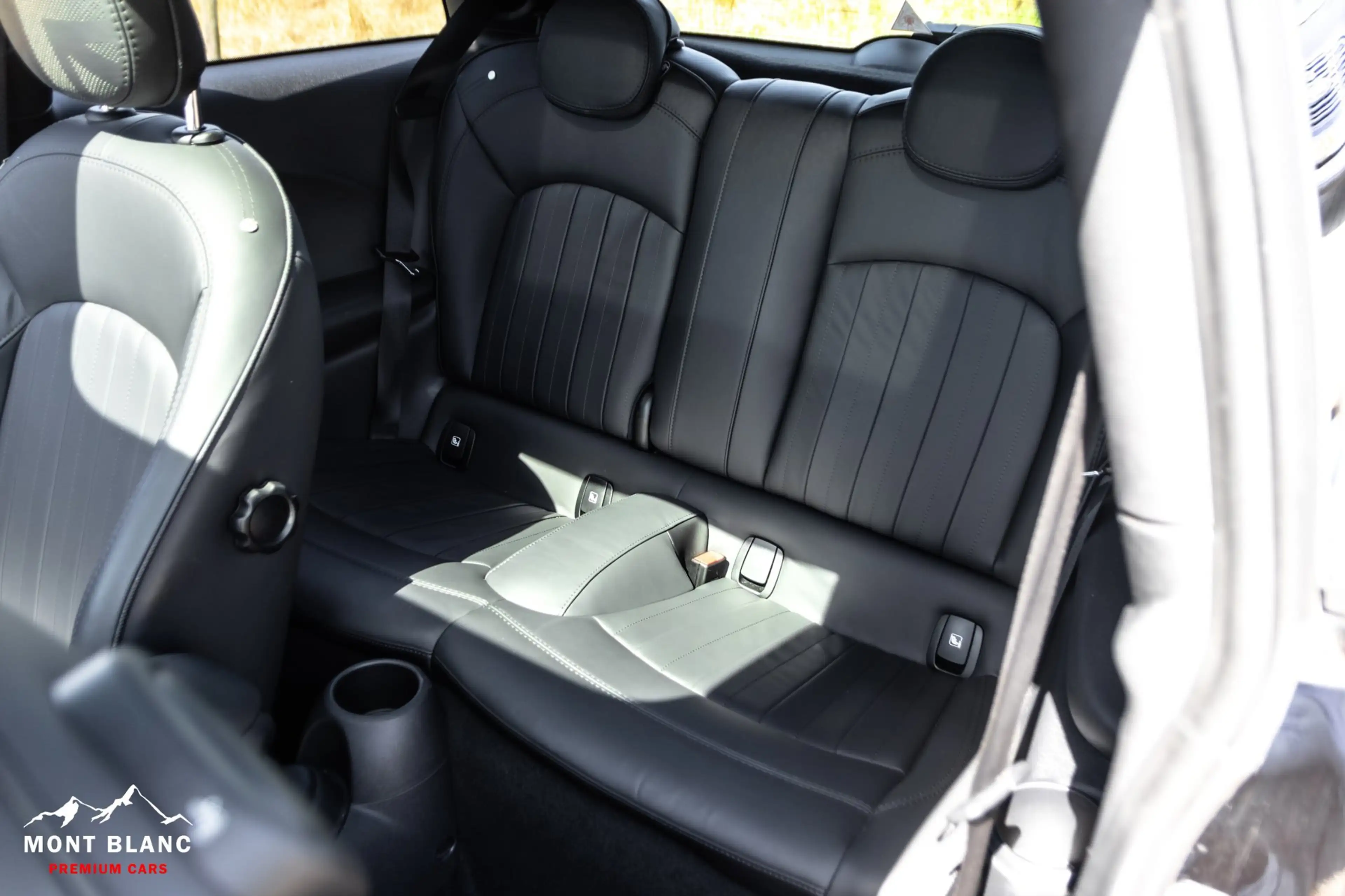 MINI Cooper SE MINI Yours 33 kWh|Dealer ond.|NL Auto|H/K|Pano.|€1 — photo 31