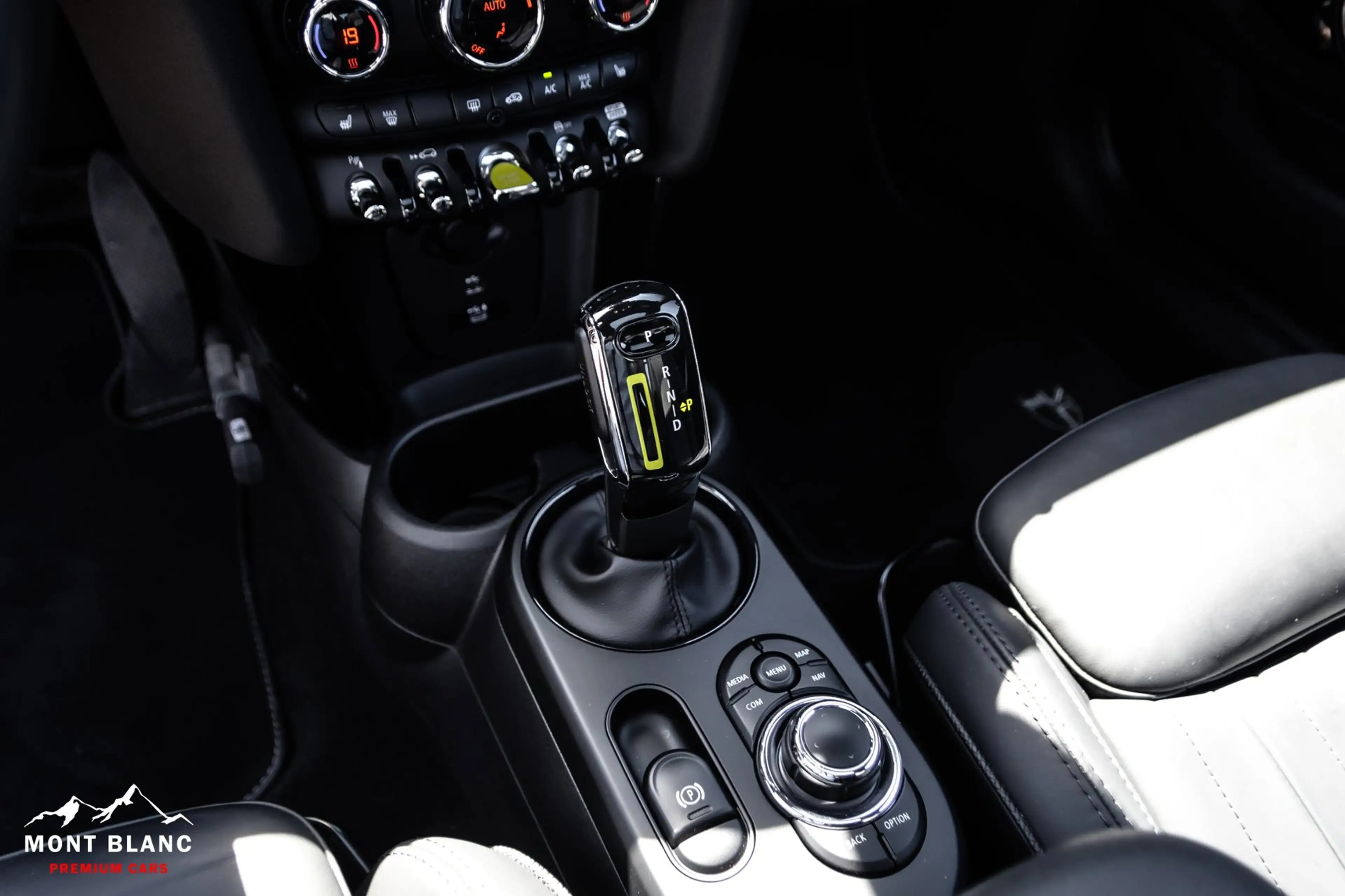 MINI Cooper SE MINI Yours 33 kWh|Dealer ond.|NL Auto|H/K|Pano.|€1 — photo 26