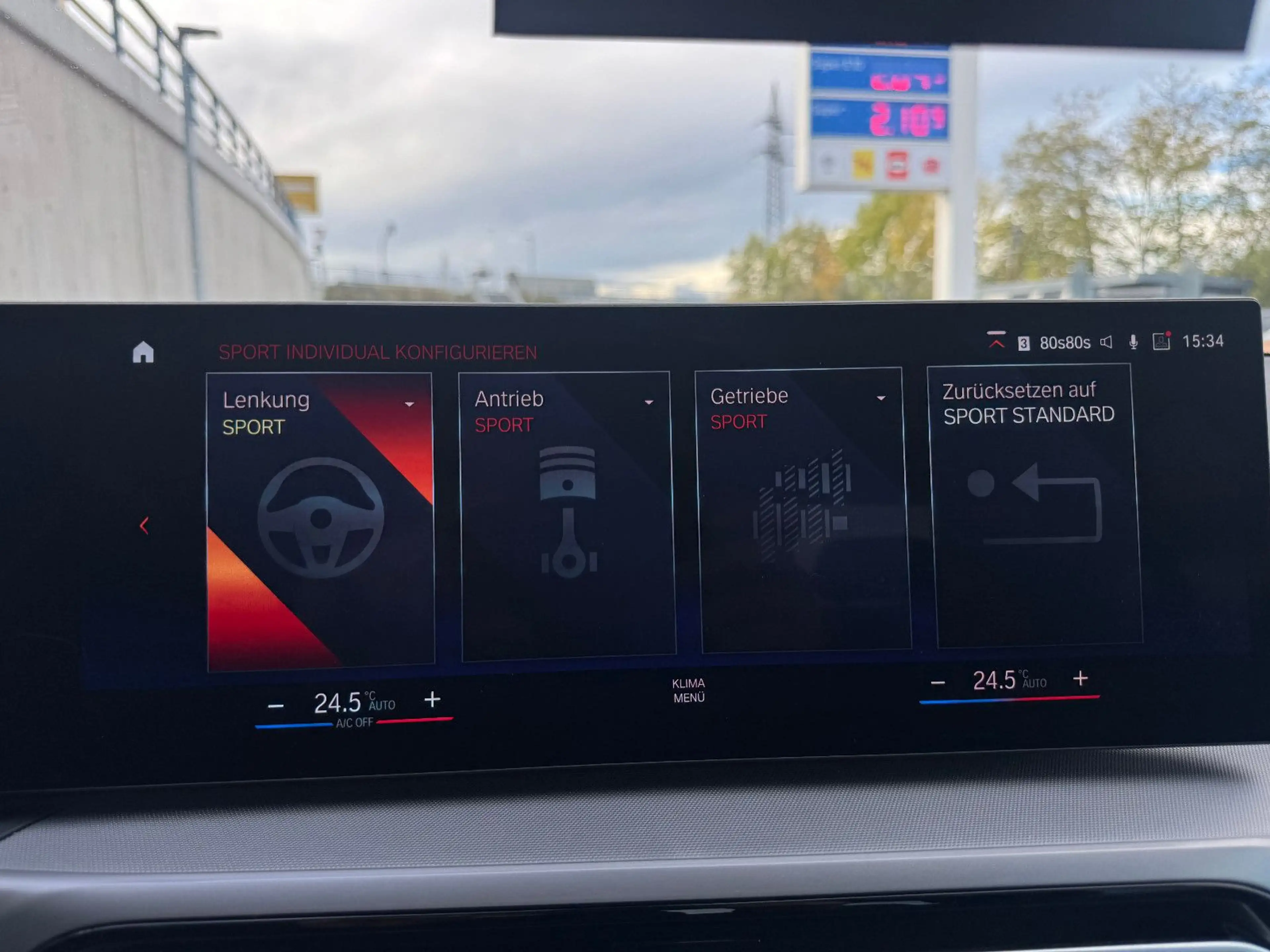 BMW 318 i Lim Autom. LED Navi HuD Curved Live Cam SHZ — photo 14