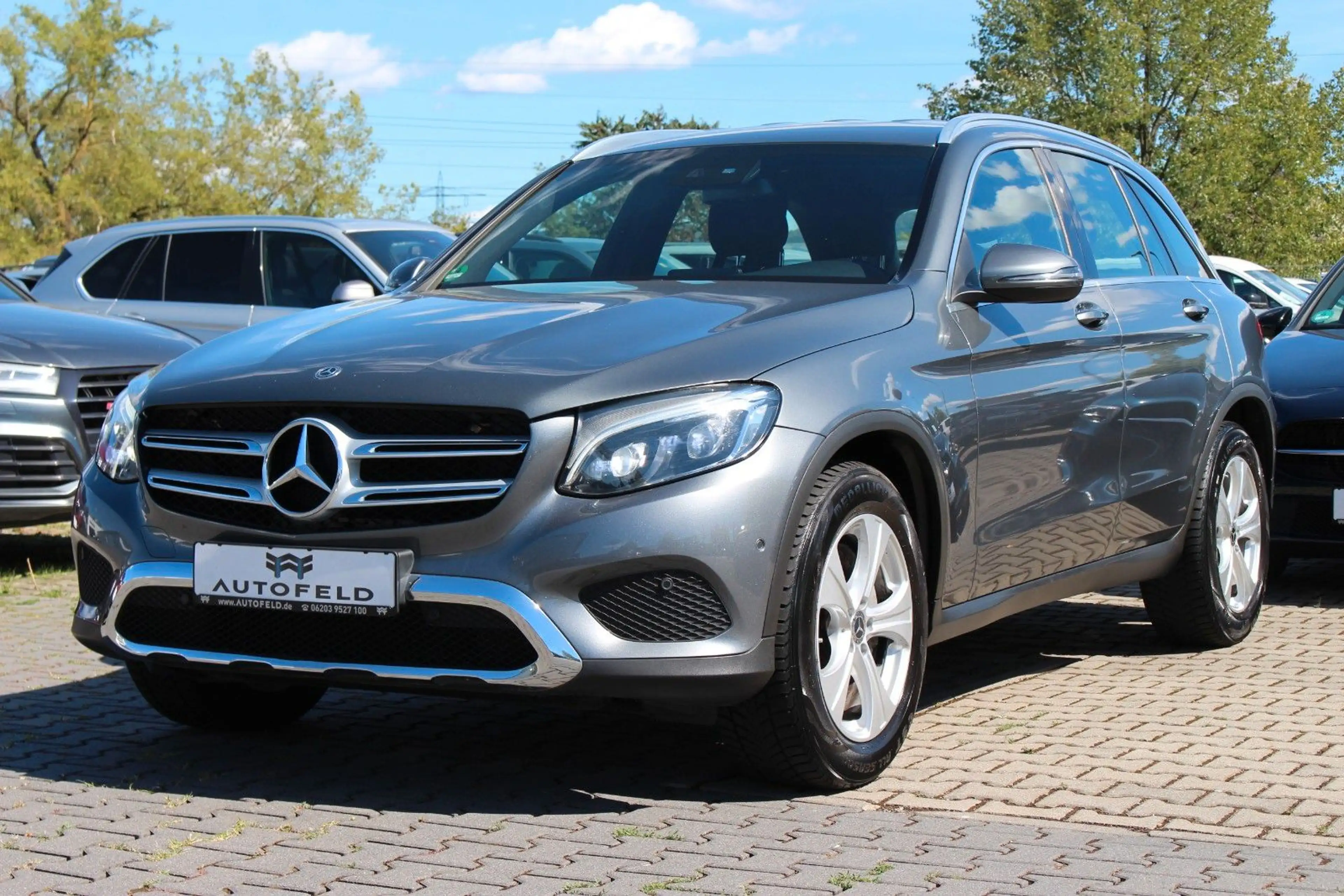 Mercedes-Benz GLC 250 d 4MATIC/VOLL SHEFT/LED/AHK/ALCANTARA/BT