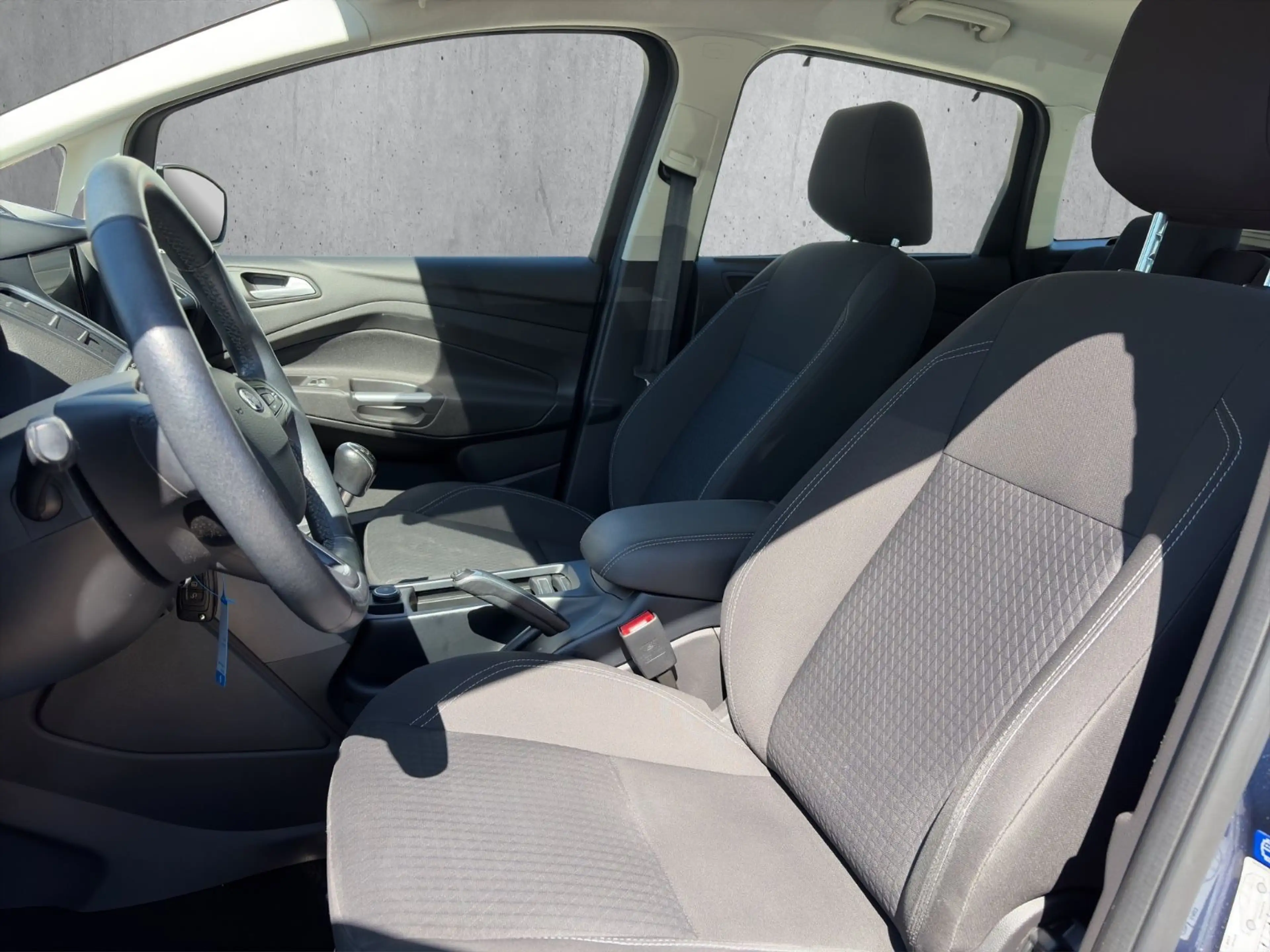Ford C-Max Trend KLIMA/NAVI/CARPLAY/PDC — photo 11