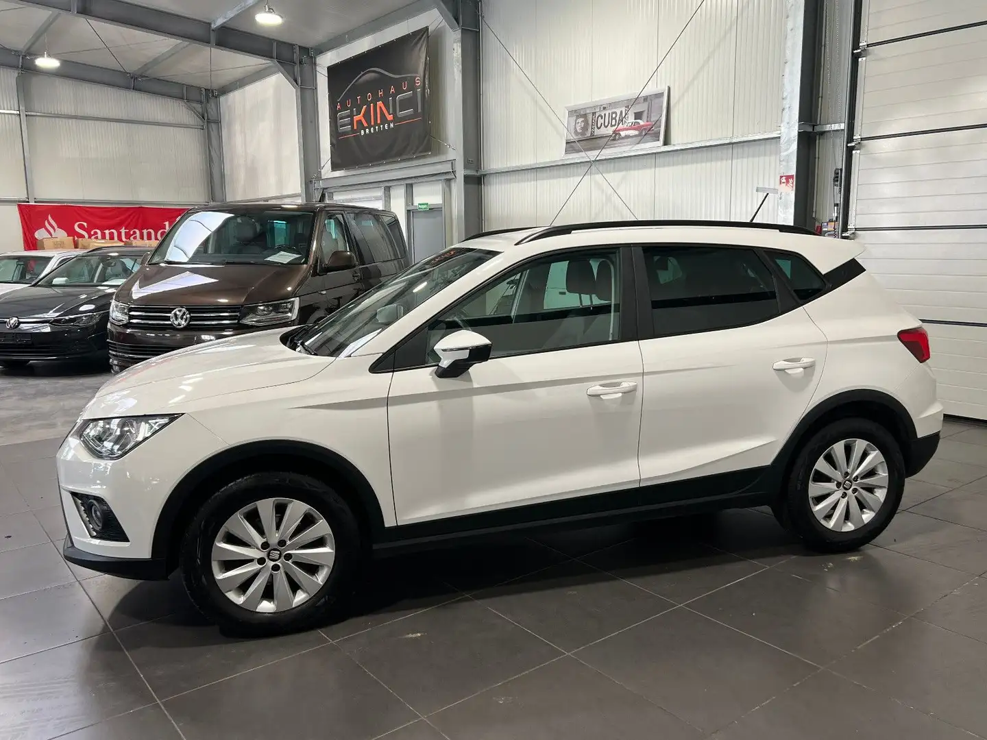 SEAT Arona 1.6 TDi **Navi*SHZ*PDC*Tempomat** Weiß - 2