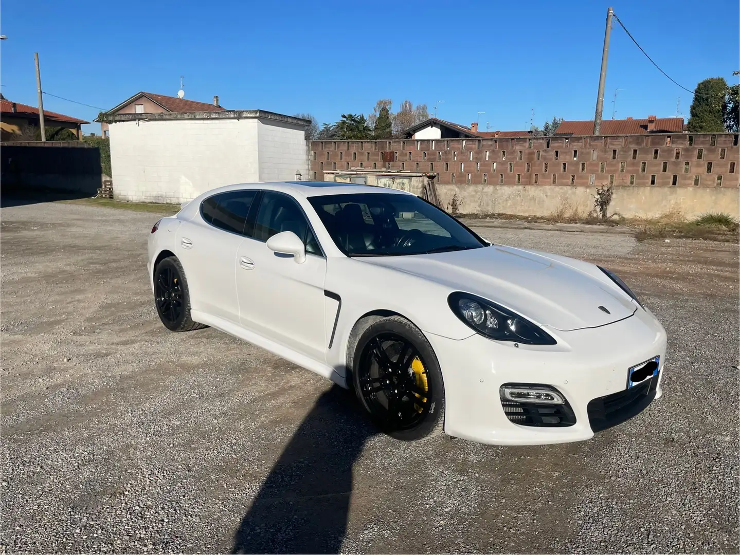 Porsche Panamera 4.8 Turbo - 1