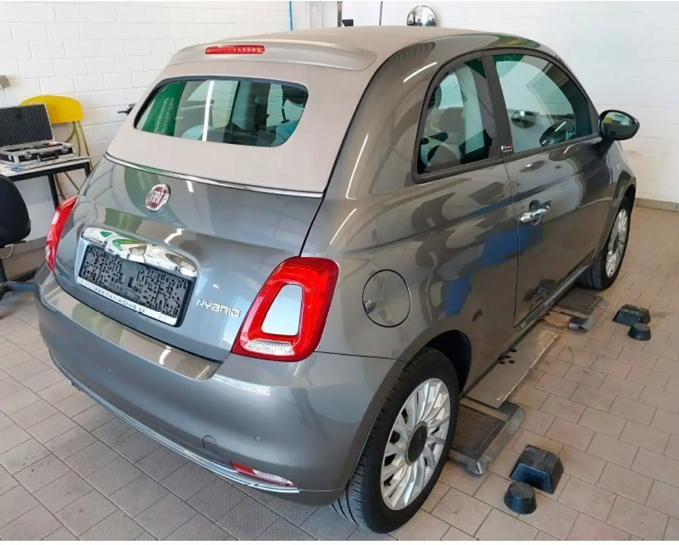 Fiat 500C Cabrio 1.0 GSE Lounge Klima - PDC Grau - 2