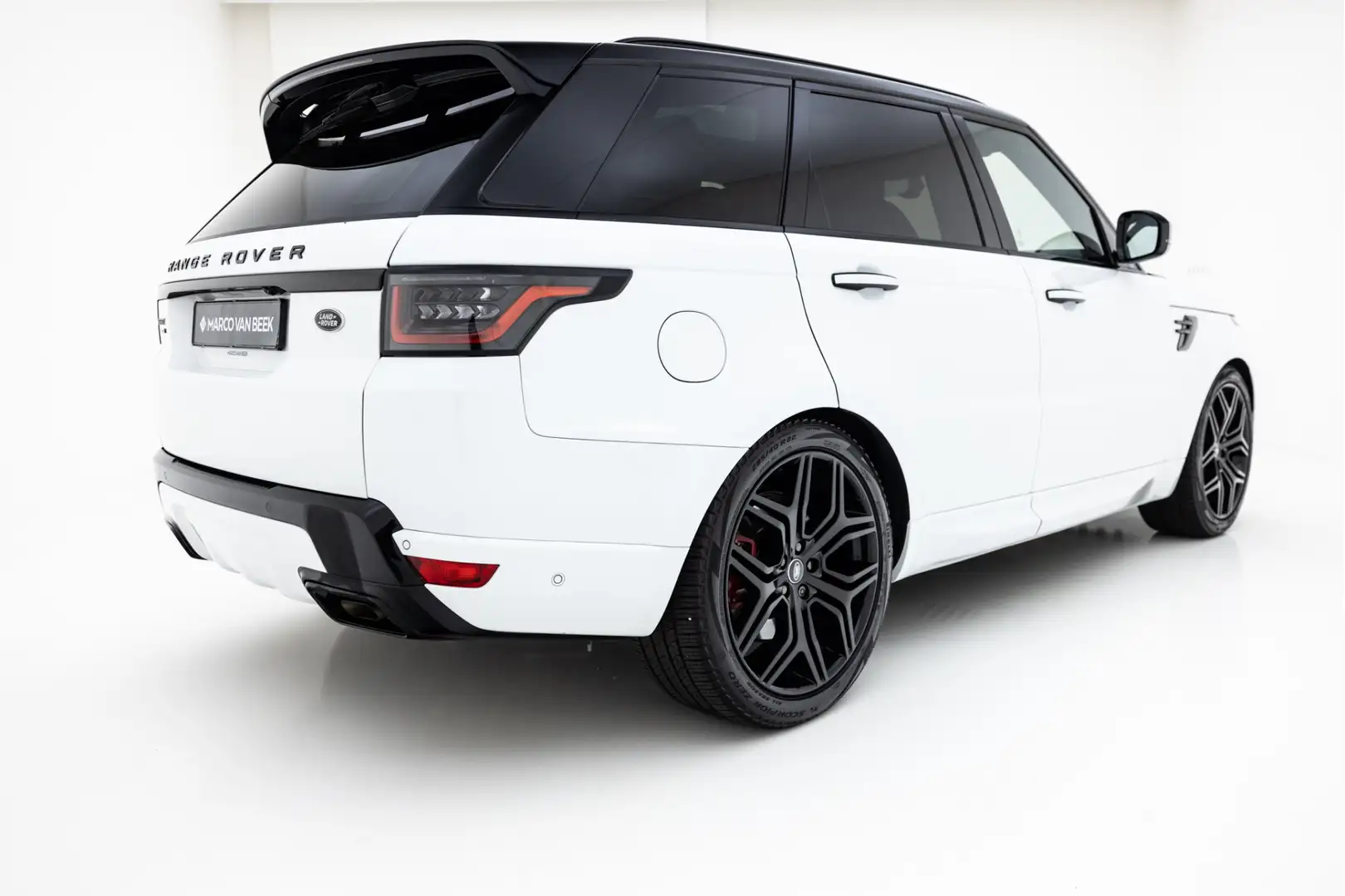 Land Rover Range Rover Sport 3.0 P400 HST | Verkocht | 6-cilinder lijn | Carbon Blanc - 2