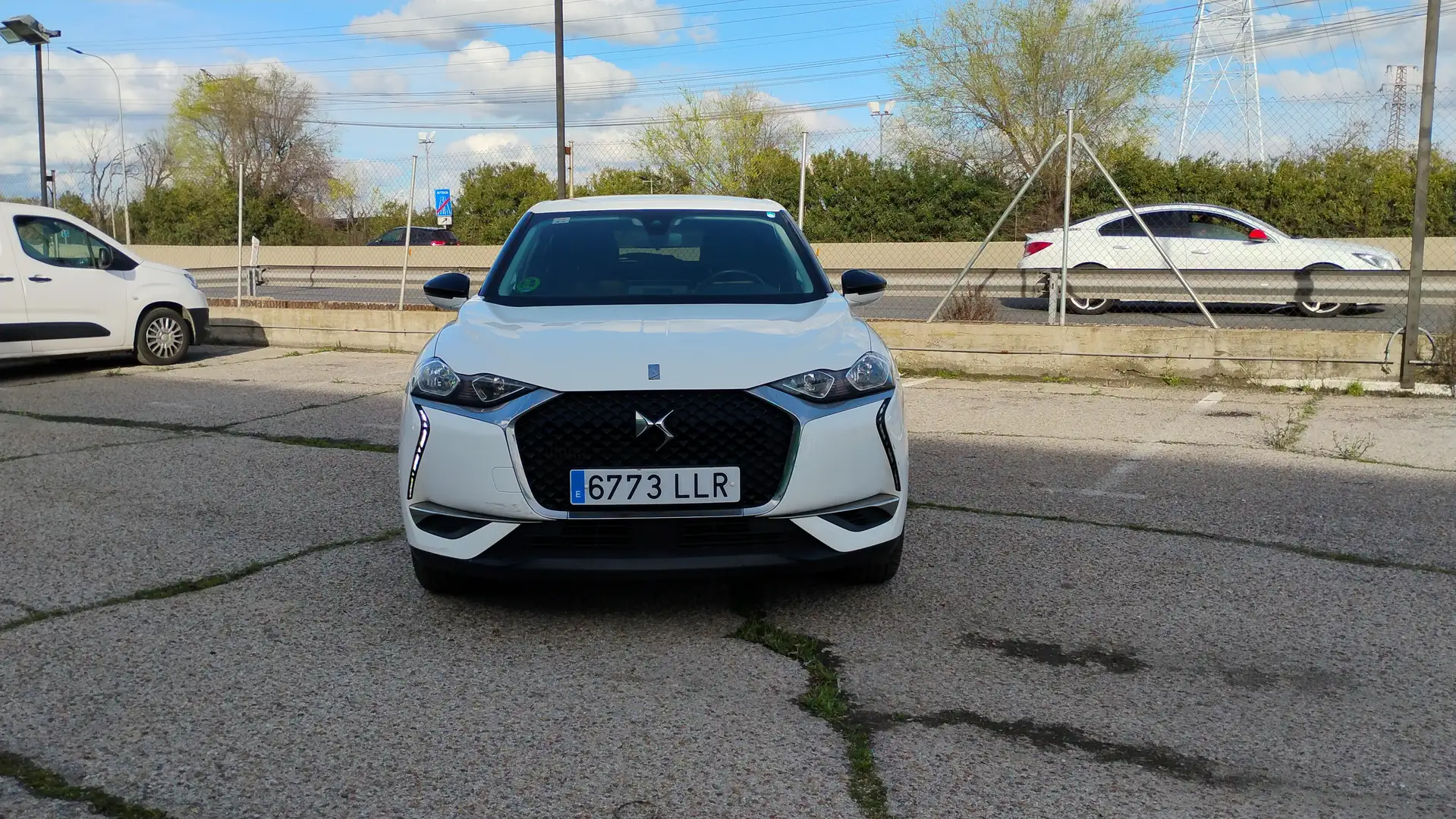 DS Automobiles DS 3 Crossback Puretech Chic 100 Blanco - 2