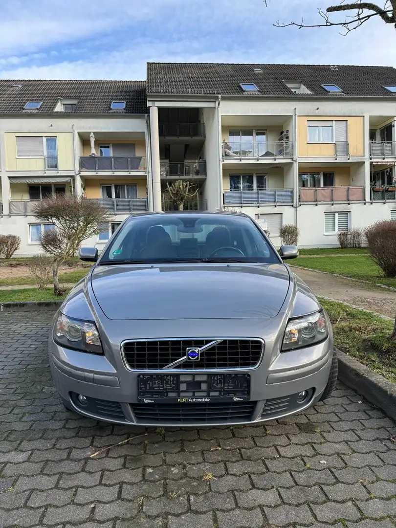 Volvo S40 2.0D Momentum - 2