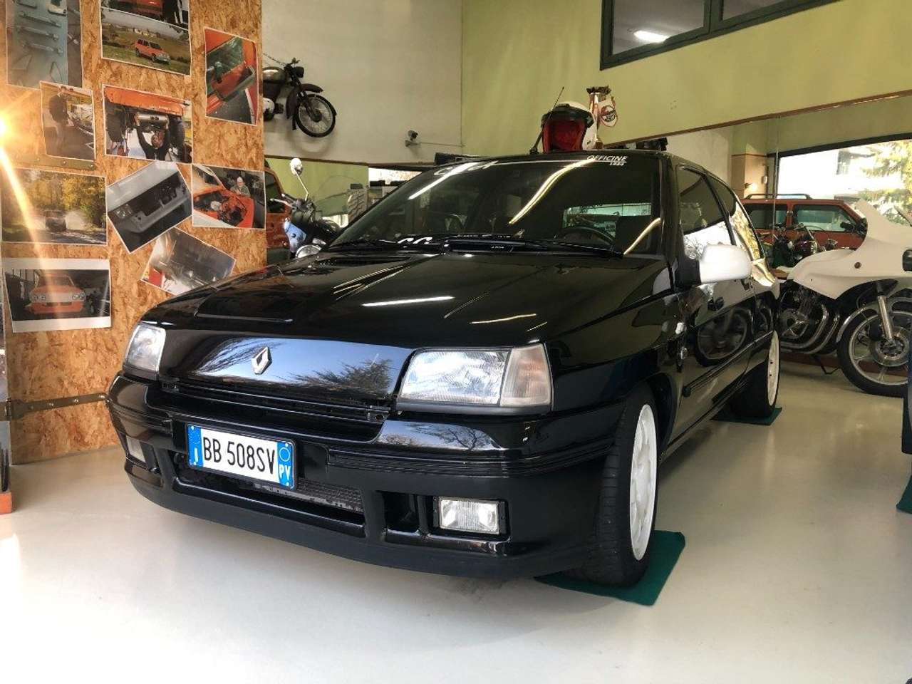 Renault Clio 1.8i 16V   TRATTATIVE IN SEDE
