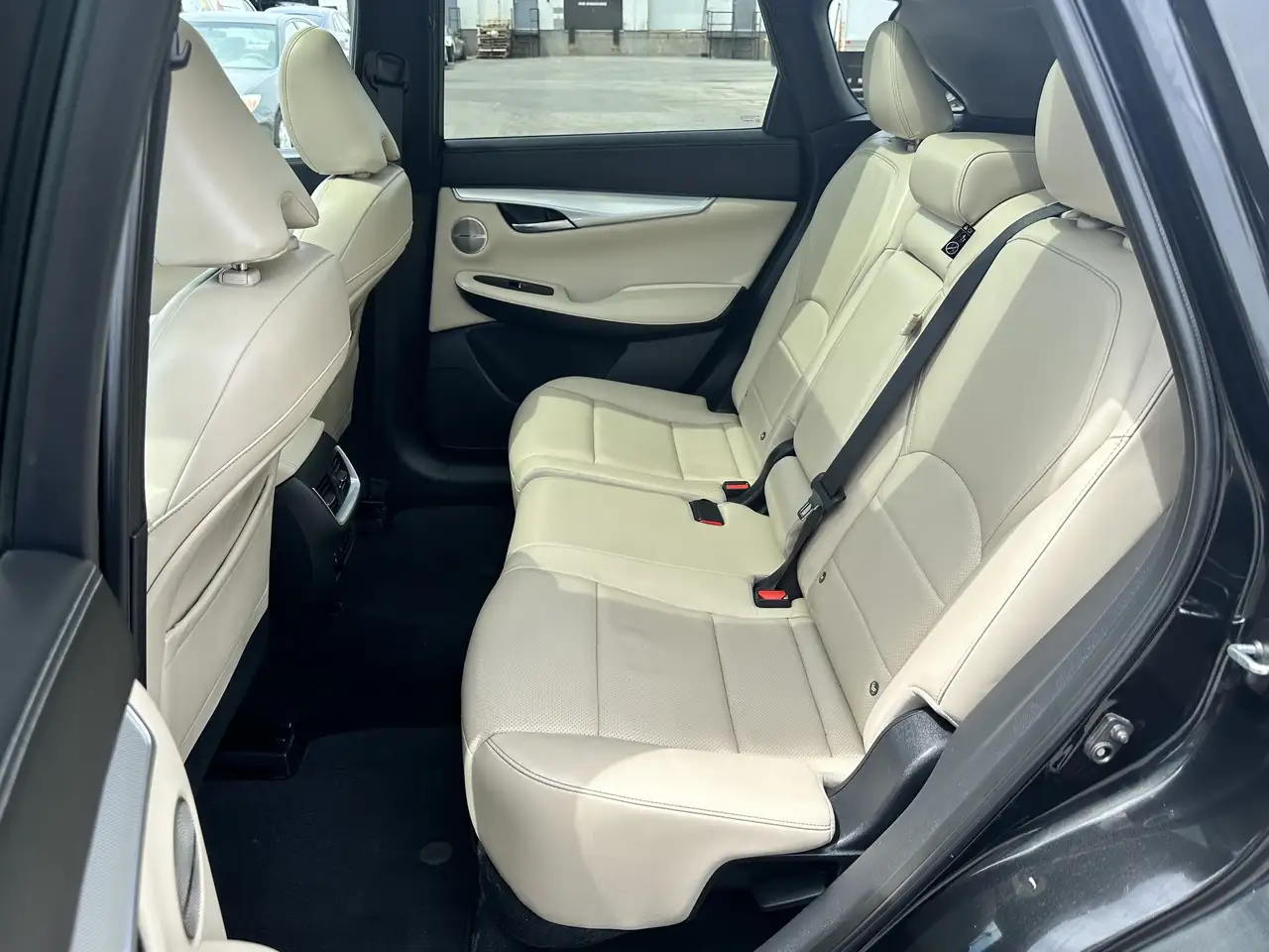 Infiniti QX50 снимка Infiniti QX50