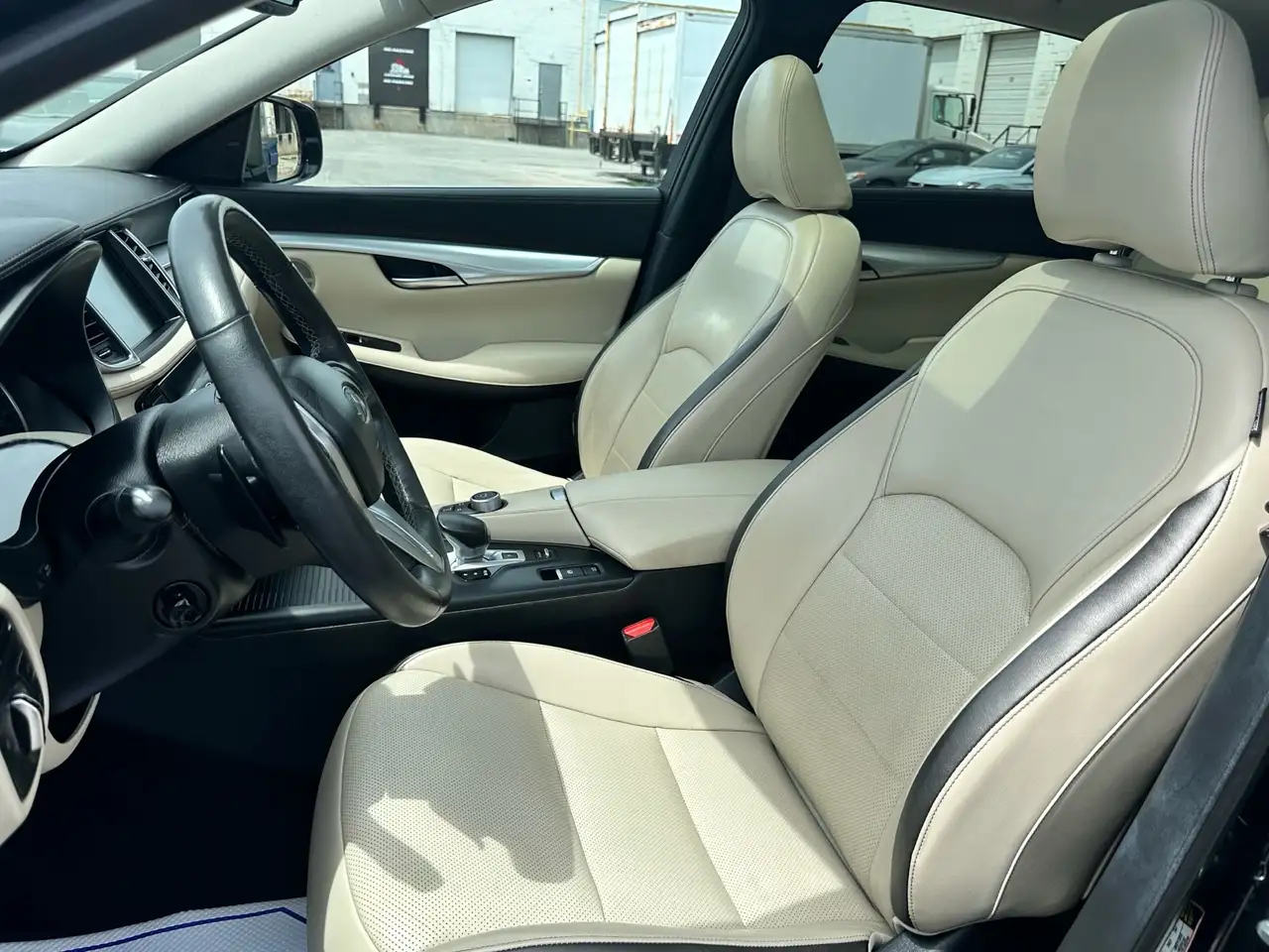 Infiniti QX50 снимка Infiniti QX50