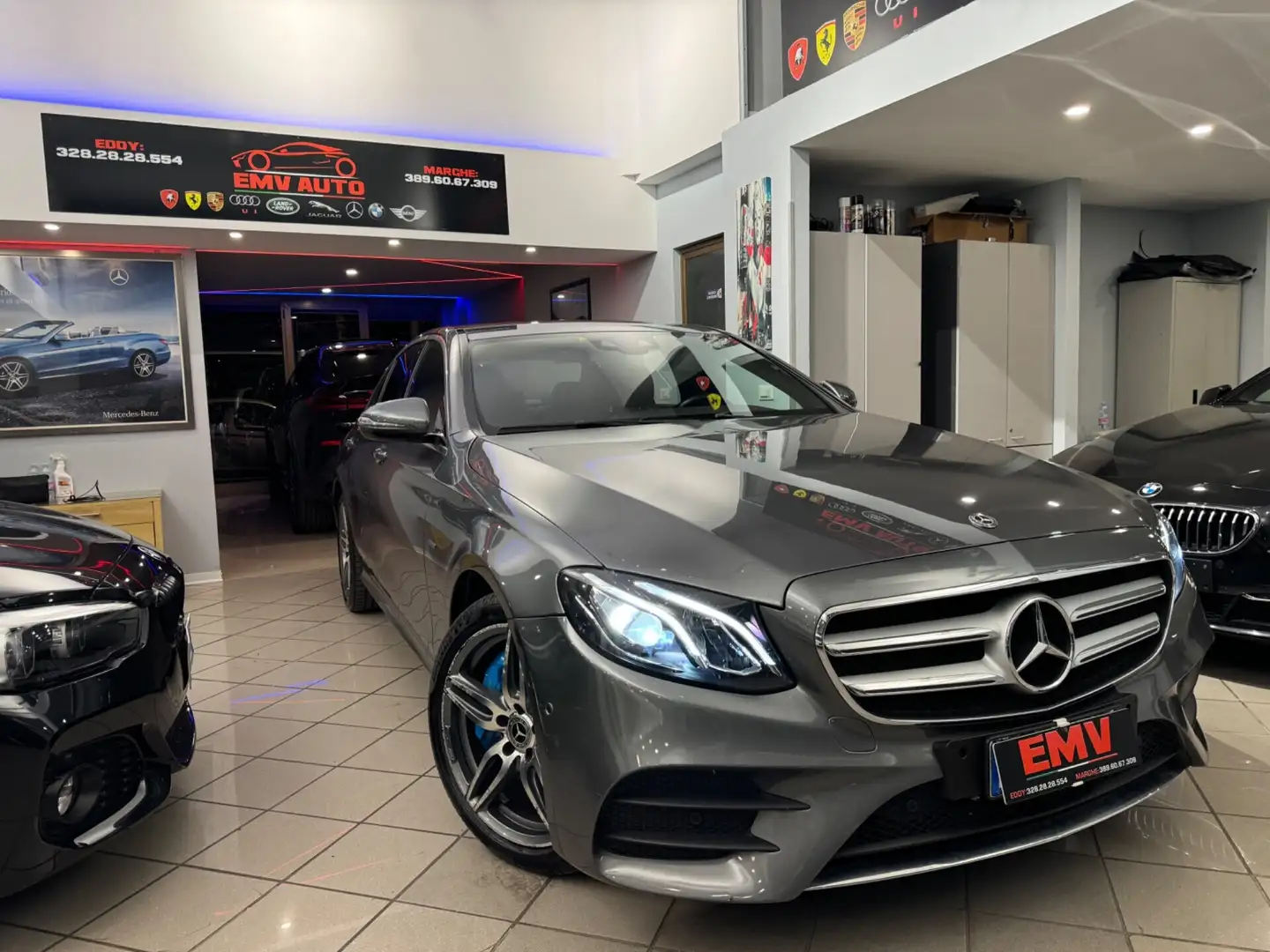 Mercedes-Benz E 220 E 220 d S.W. Auto Premium Plus Grau - 1