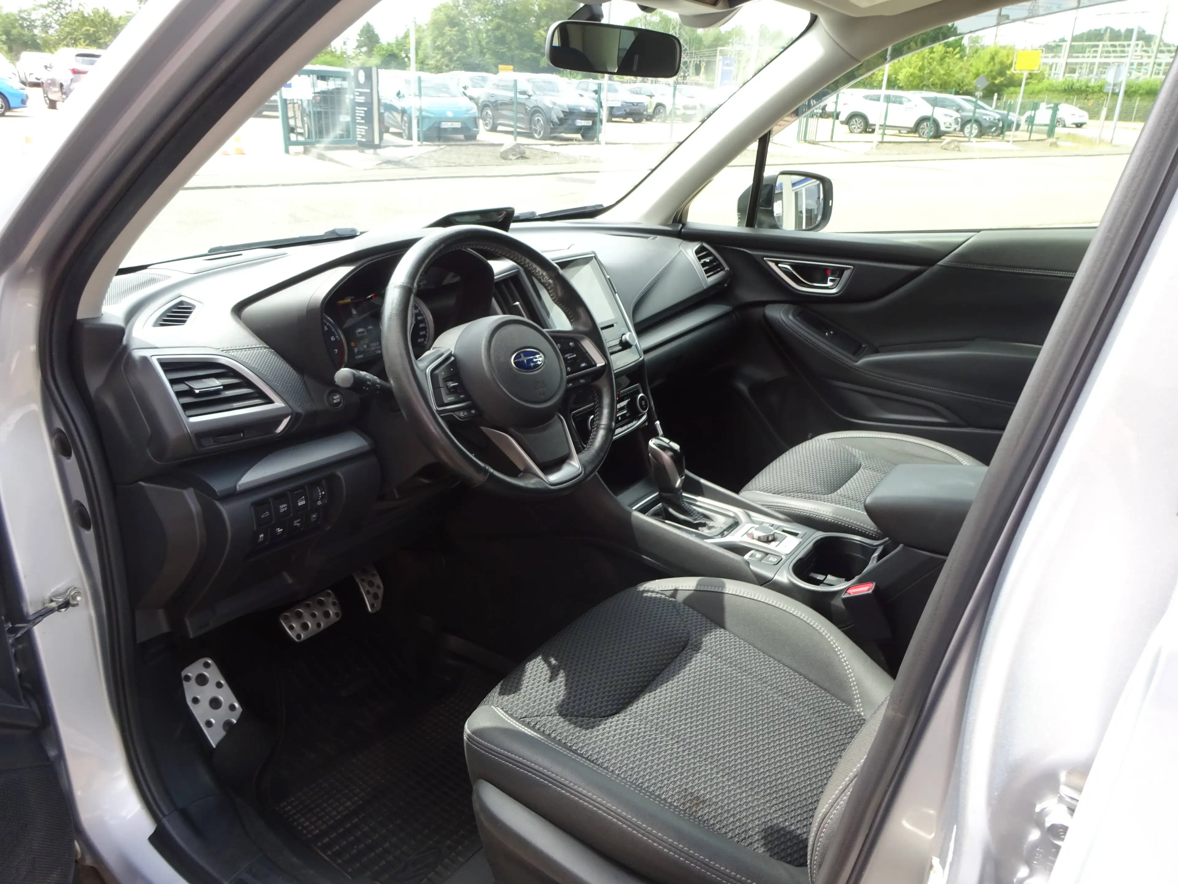Subaru Forester 2.0ie Active, *1.HD*AHK*AWR* — photo 12