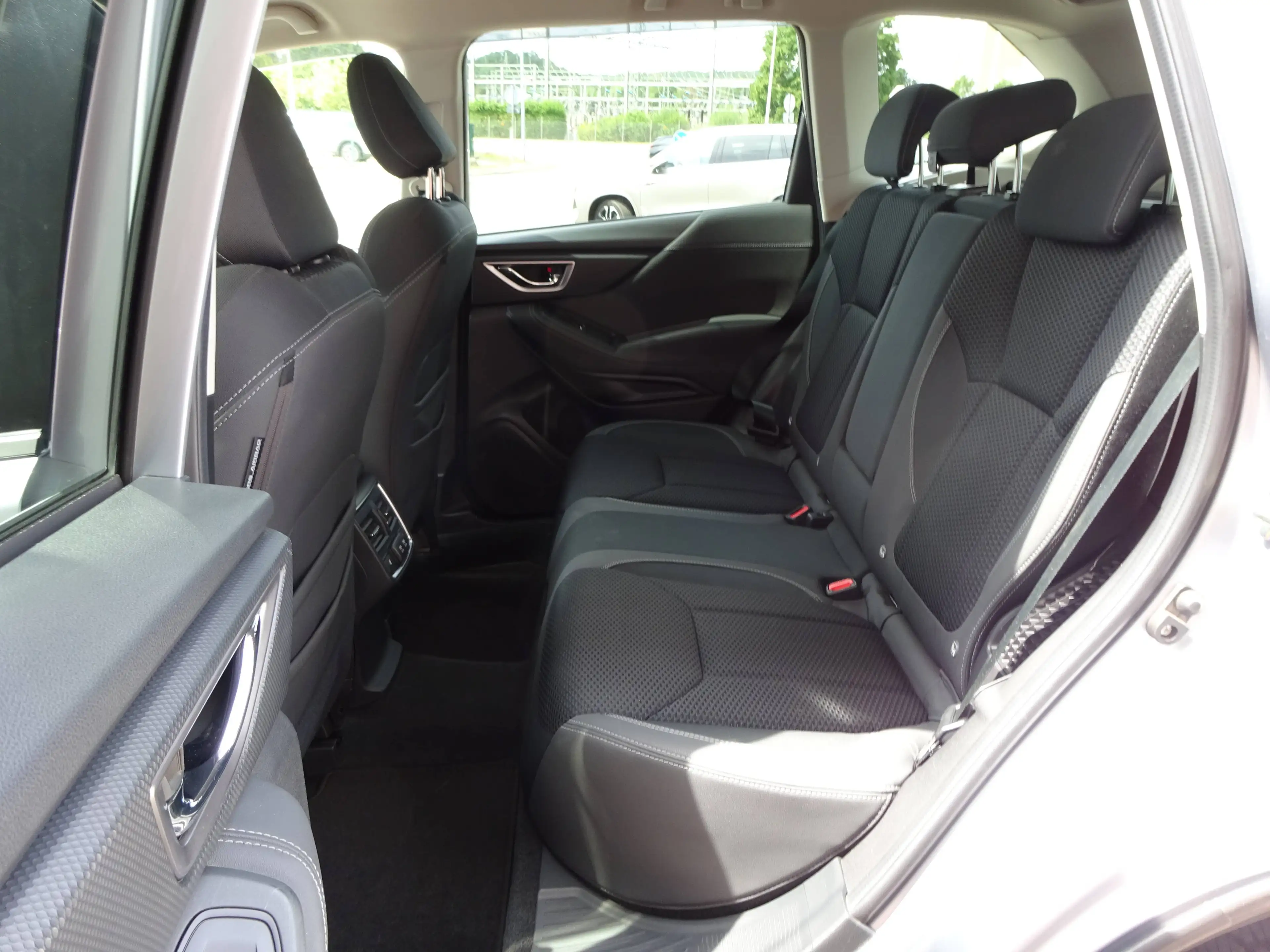 Subaru Forester 2.0ie Active, *1.HD*AHK*AWR* — photo 15