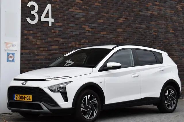 Hyundai Bayon view 3