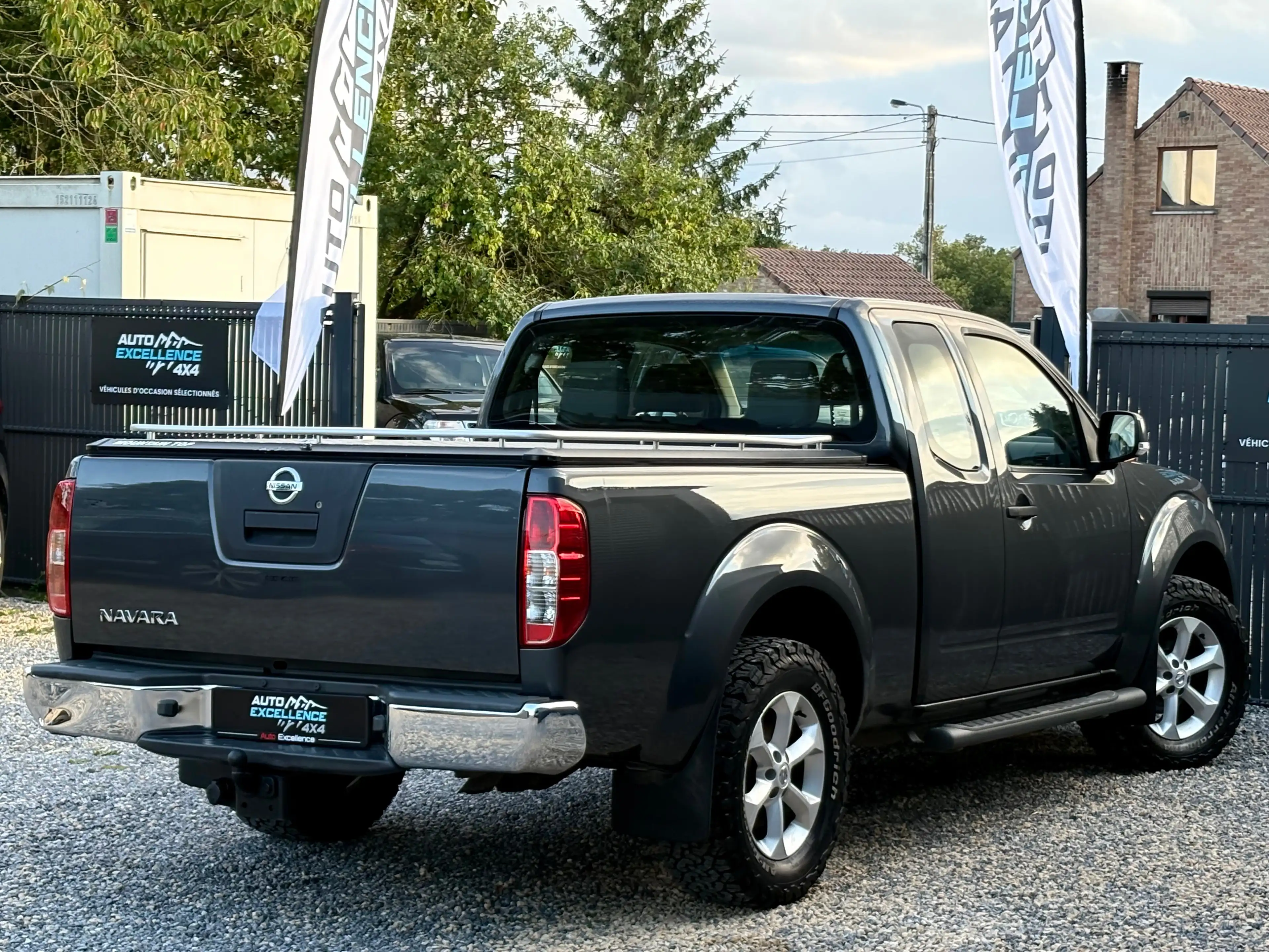 Nissan Navara 2.5 dCi 4x4 E5/ King Cabine/ 1er propriétaire — photo 4