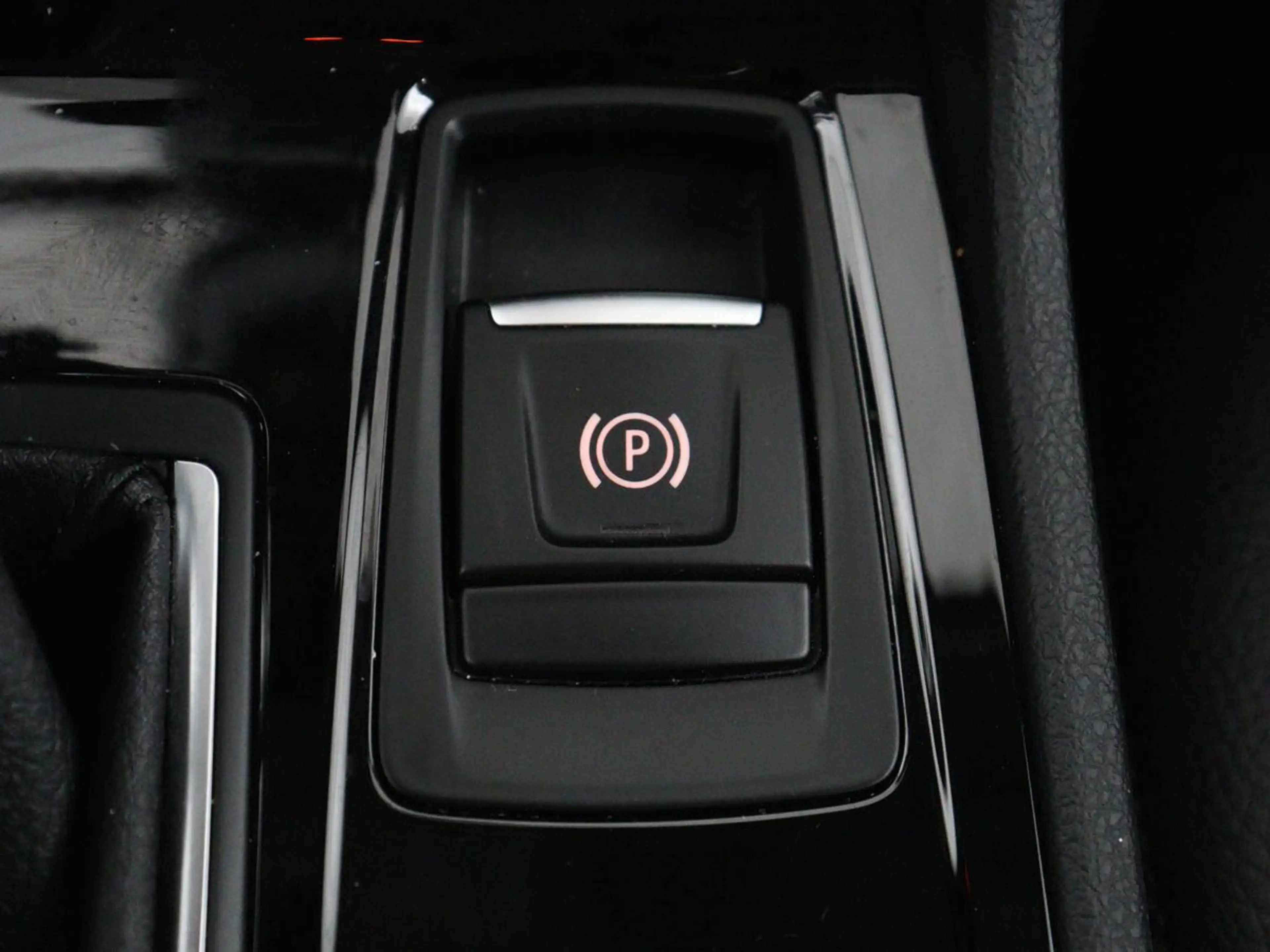 BMW 225 2-serie Active Tourer 225xe iPerformance eDrive Ed — photo 32