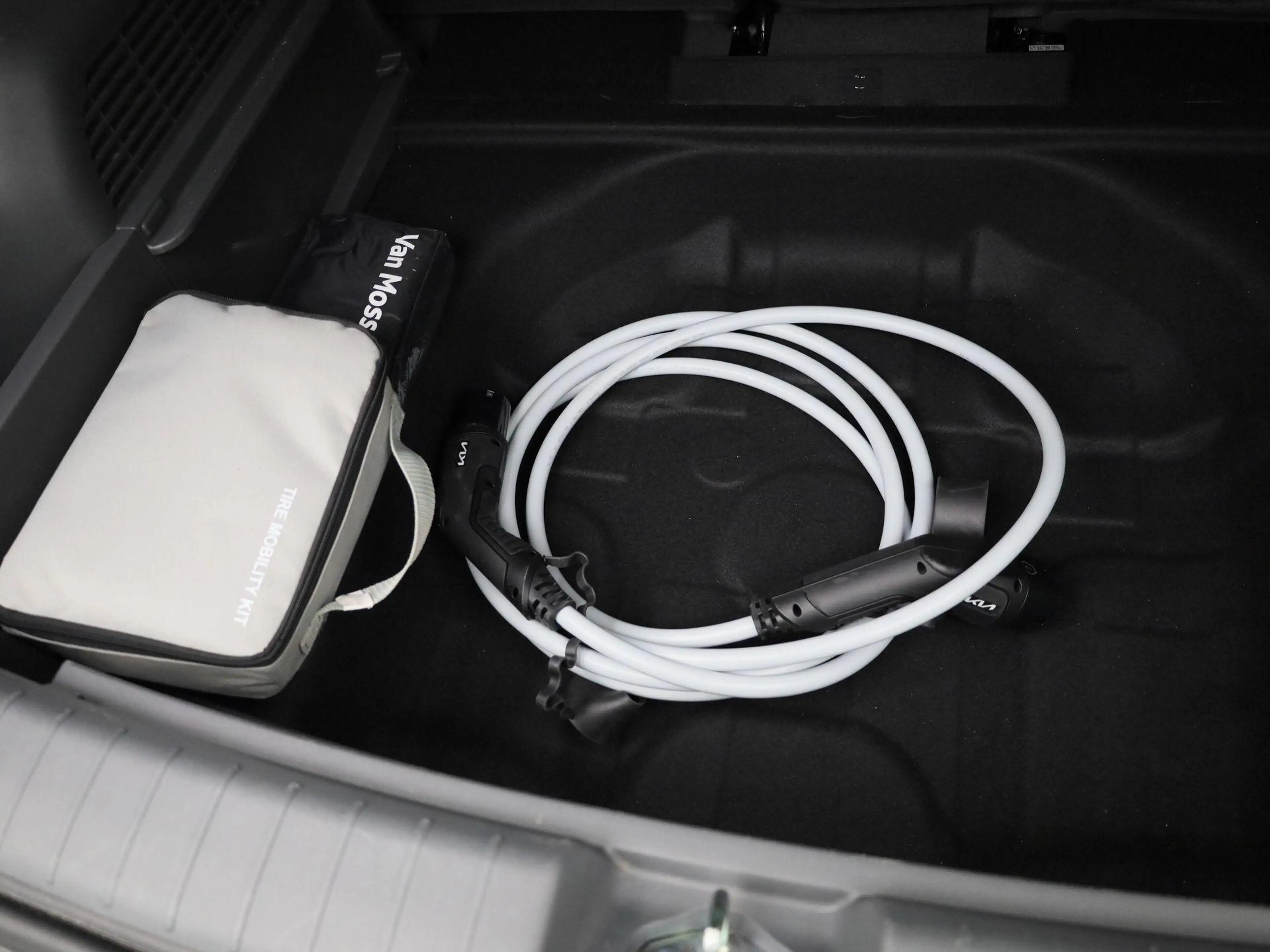 Kia EV3 Plus 81.4 kWh | Stoelverwarming | Camera | Keyless — photo 15