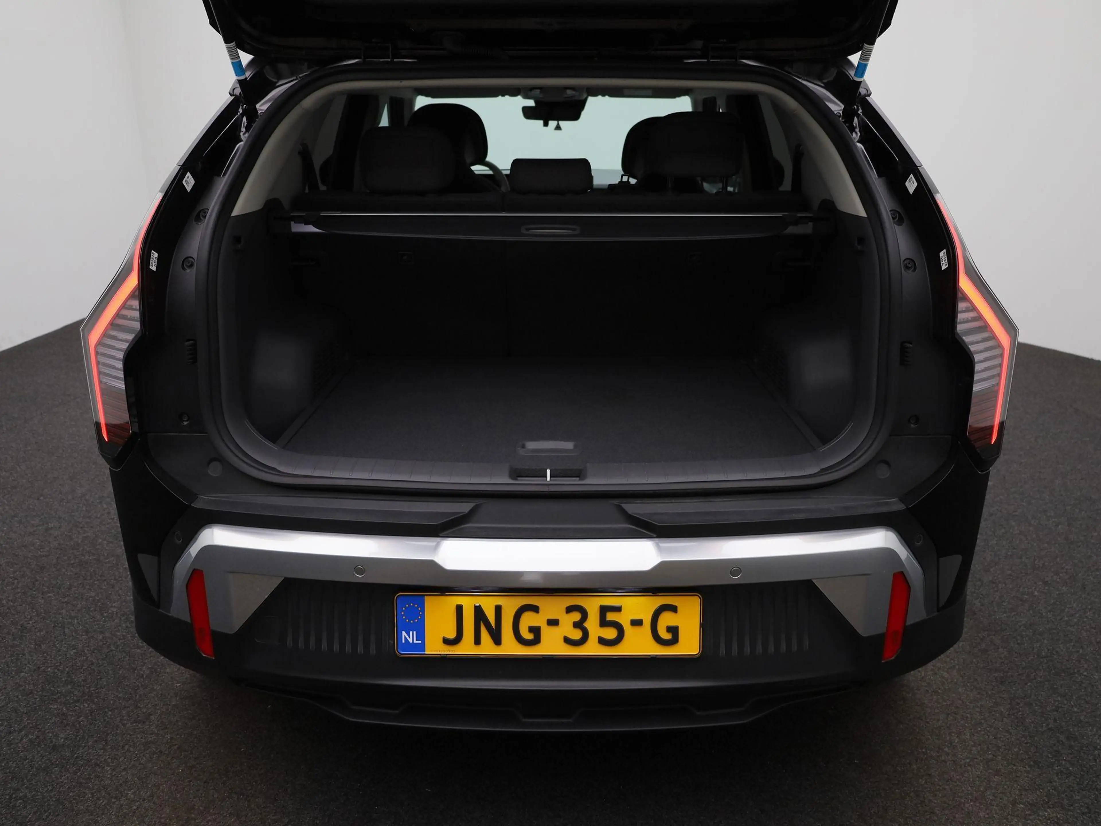 Kia EV3 Plus 81.4 kWh | Stoelverwarming | Camera | Keyless — photo 14