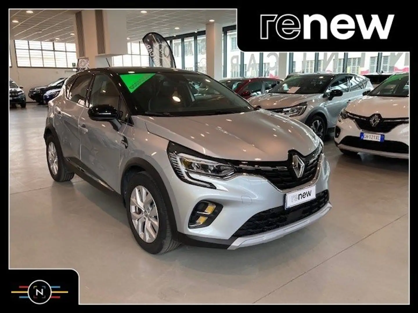 Renault Captur 1.6 E-Tech phev Intens 160cv auto my21 KM.16.000!! Zilver - 1