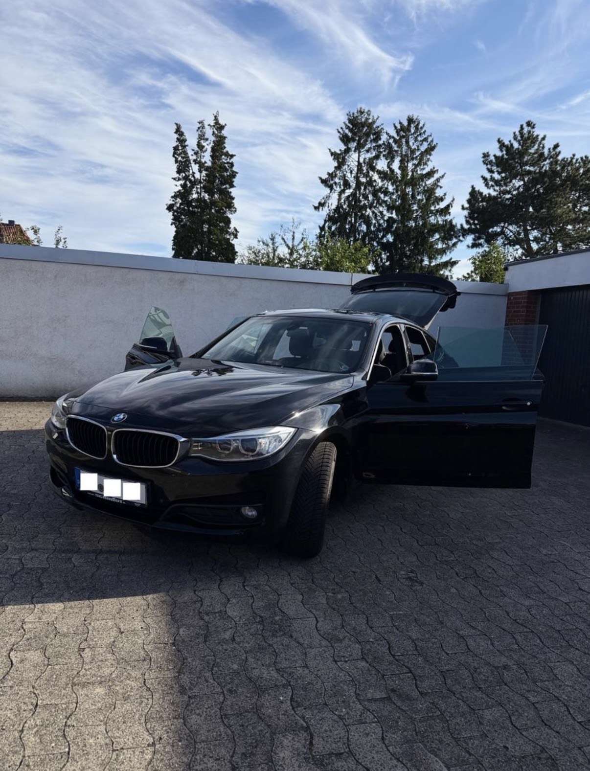 Second hand Bmw 3 Series 320