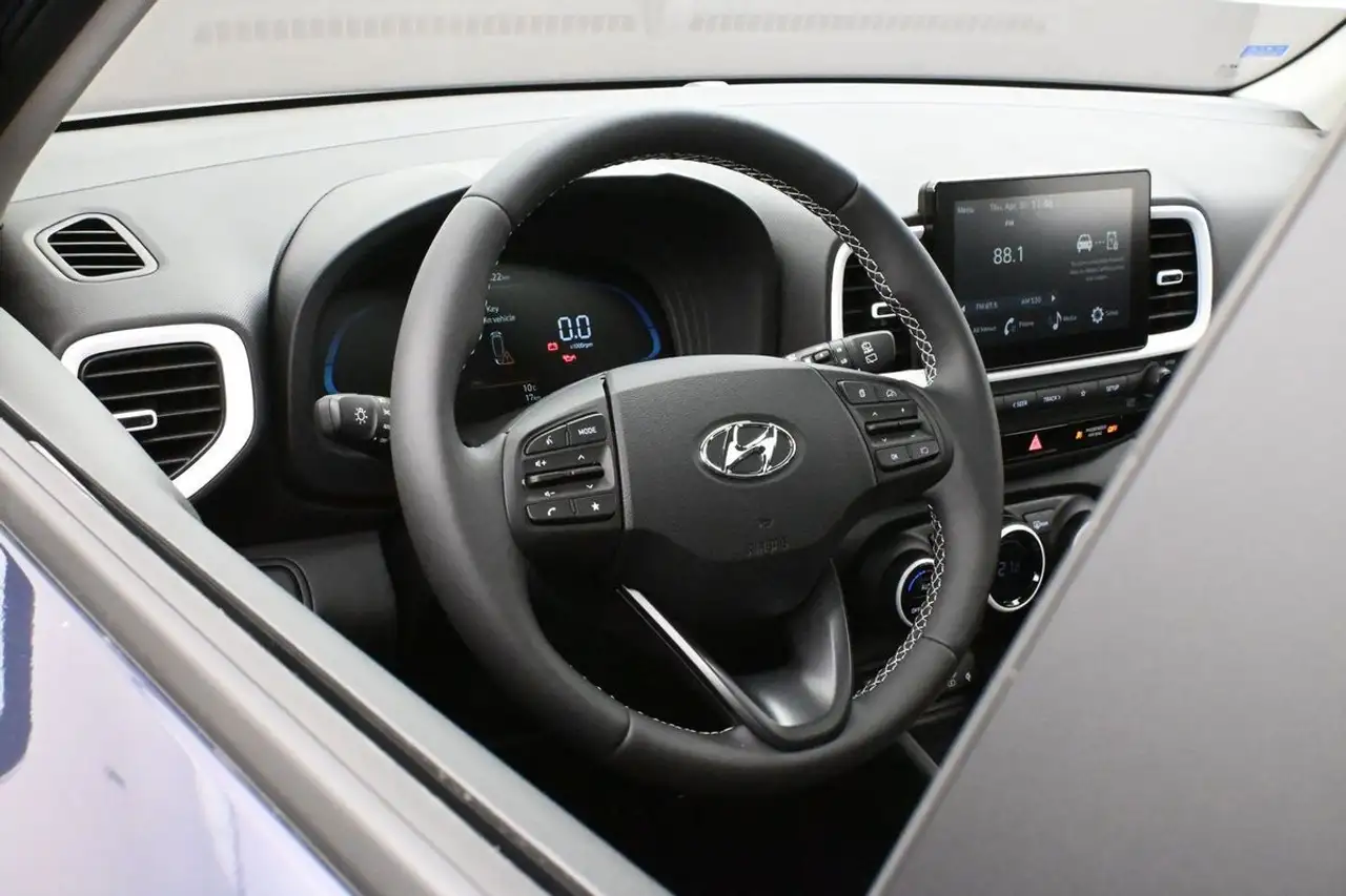Hyundai Venue снимка Hyundai Venue