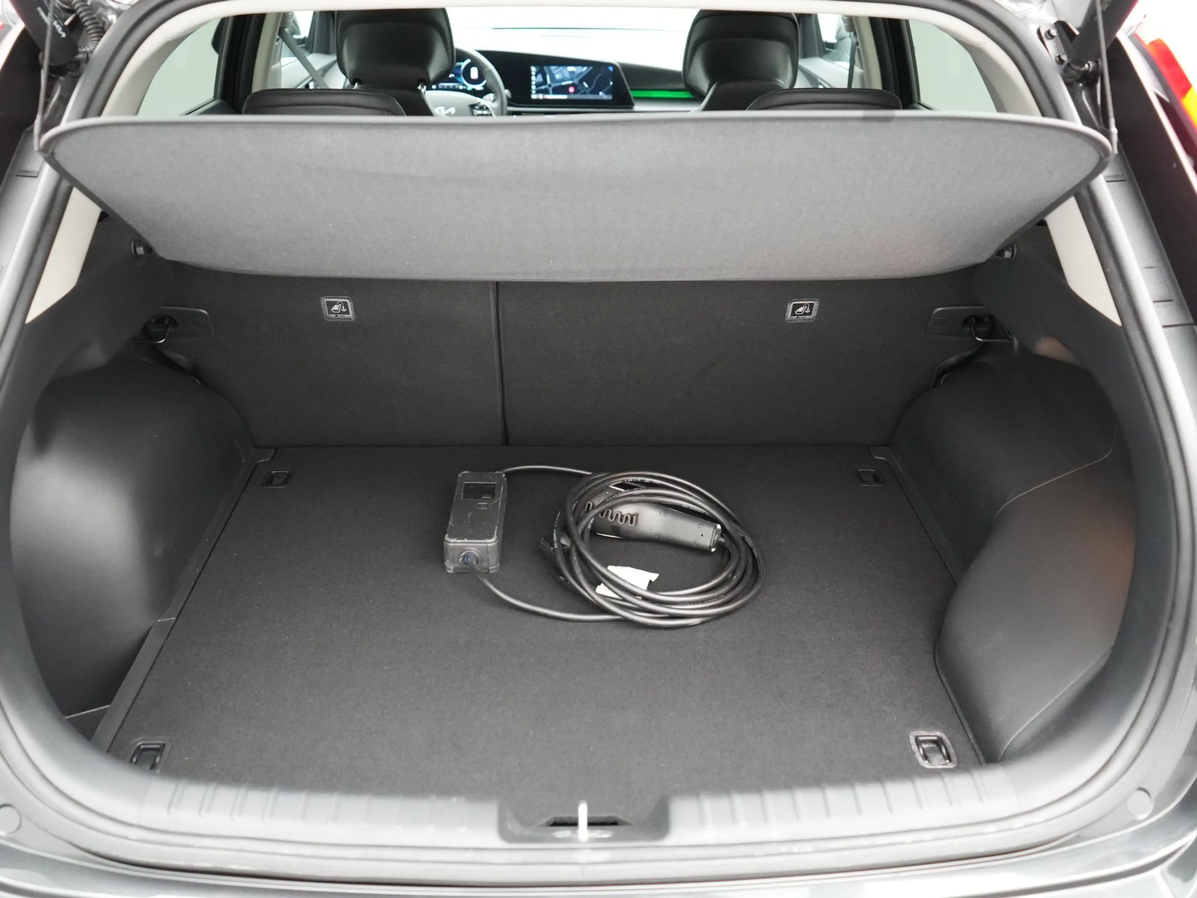 Kia Niro 1.6 GDi ExecutiveLine PHEV 182pk Dealer O.H | Trek — photo 42