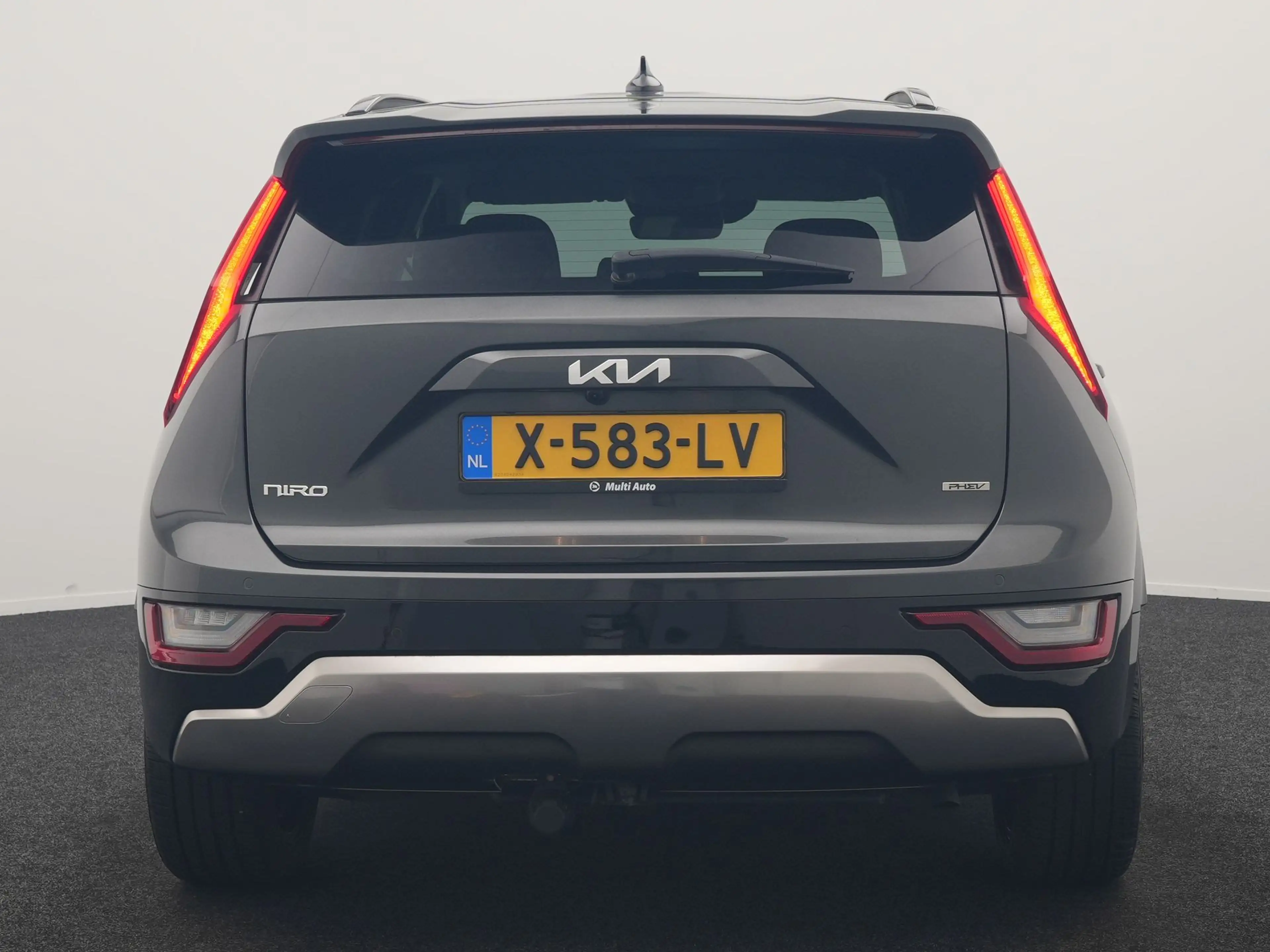 Kia Niro 1.6 GDi ExecutiveLine PHEV 182pk Dealer O.H | Trek — photo 18