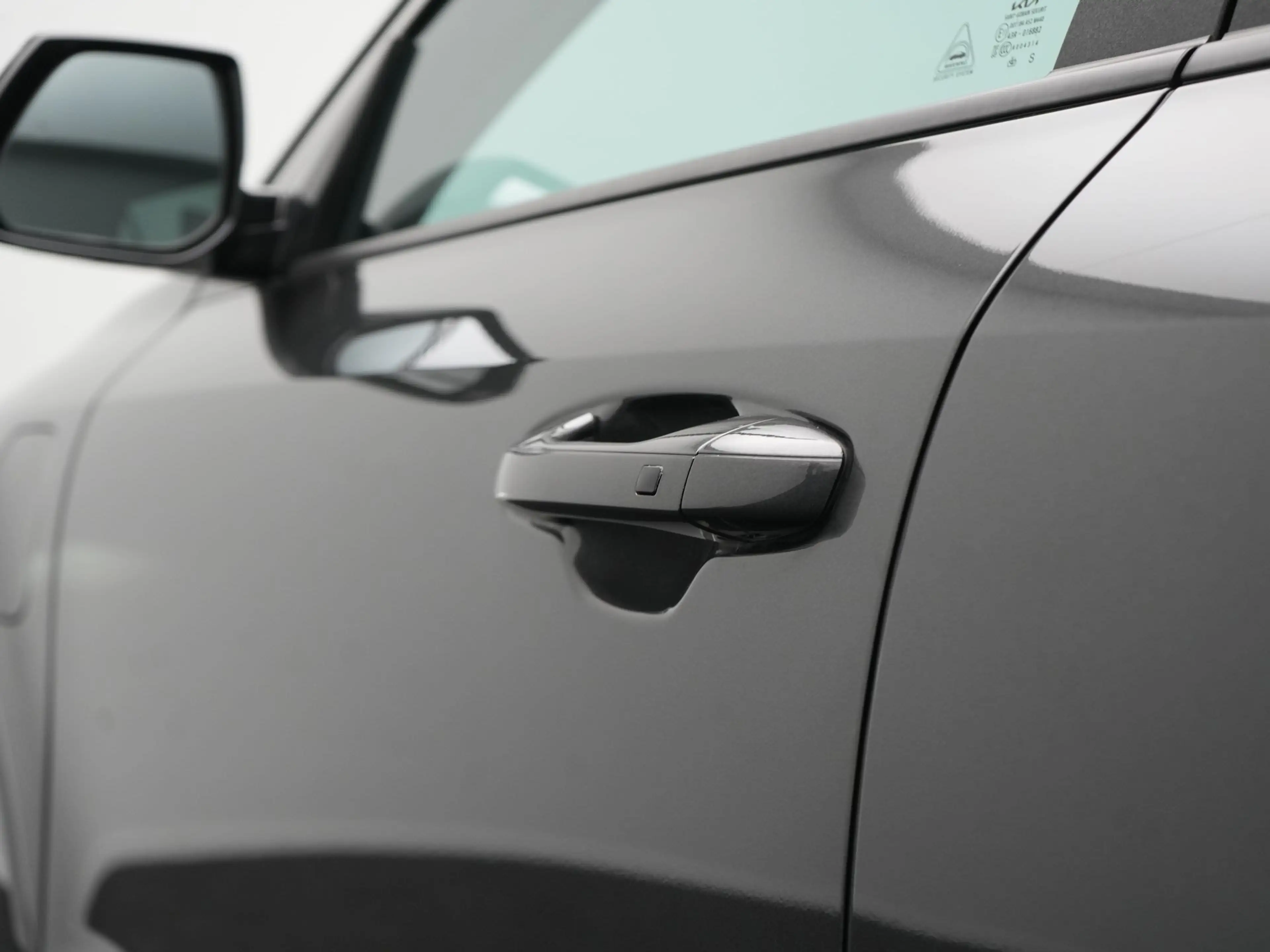 Kia Niro 1.6 GDi ExecutiveLine PHEV 182pk Dealer O.H | Trek — photo 27
