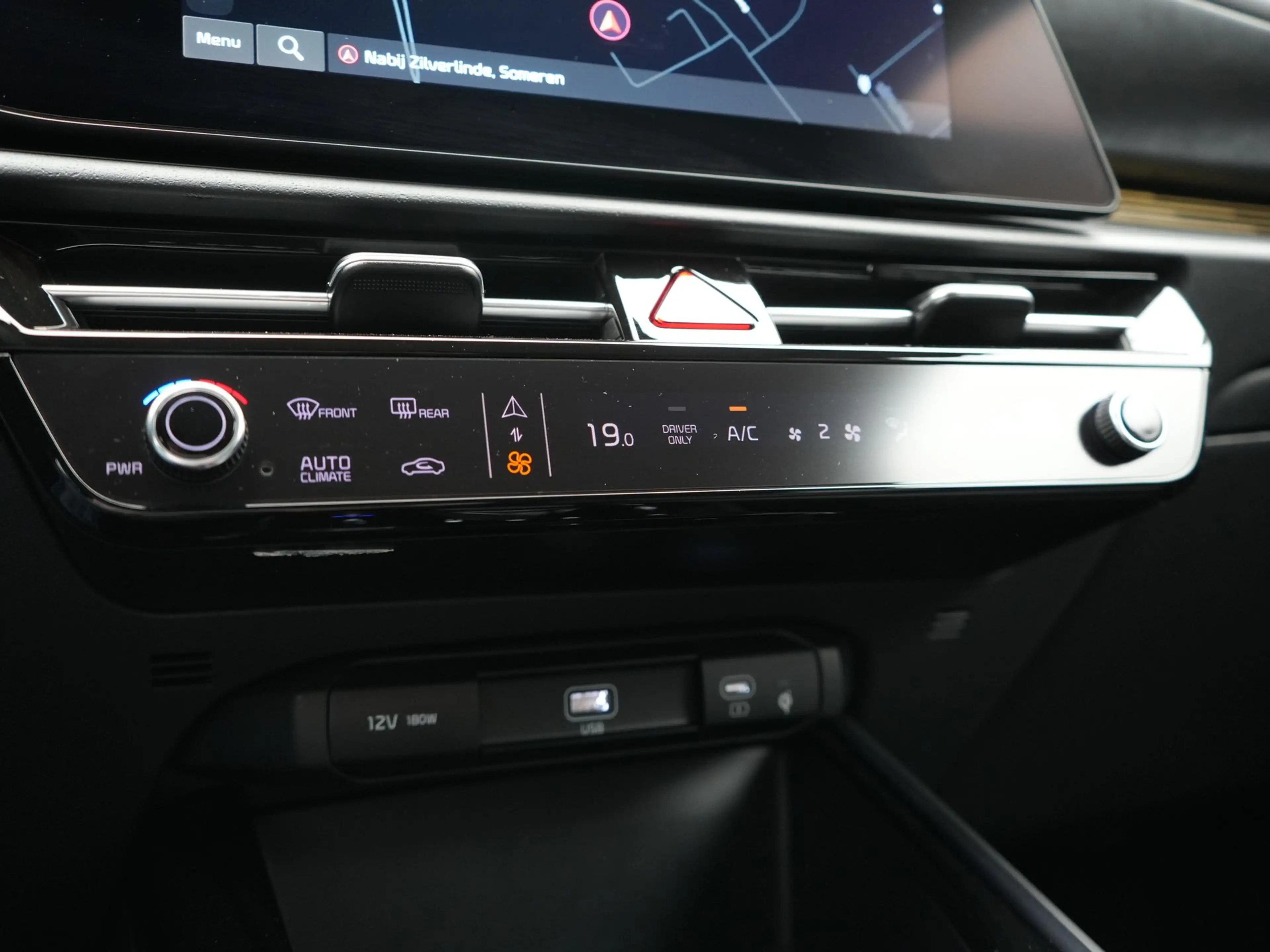 Kia Niro 1.6 GDi ExecutiveLine PHEV 182pk Dealer O.H | Trek — photo 38