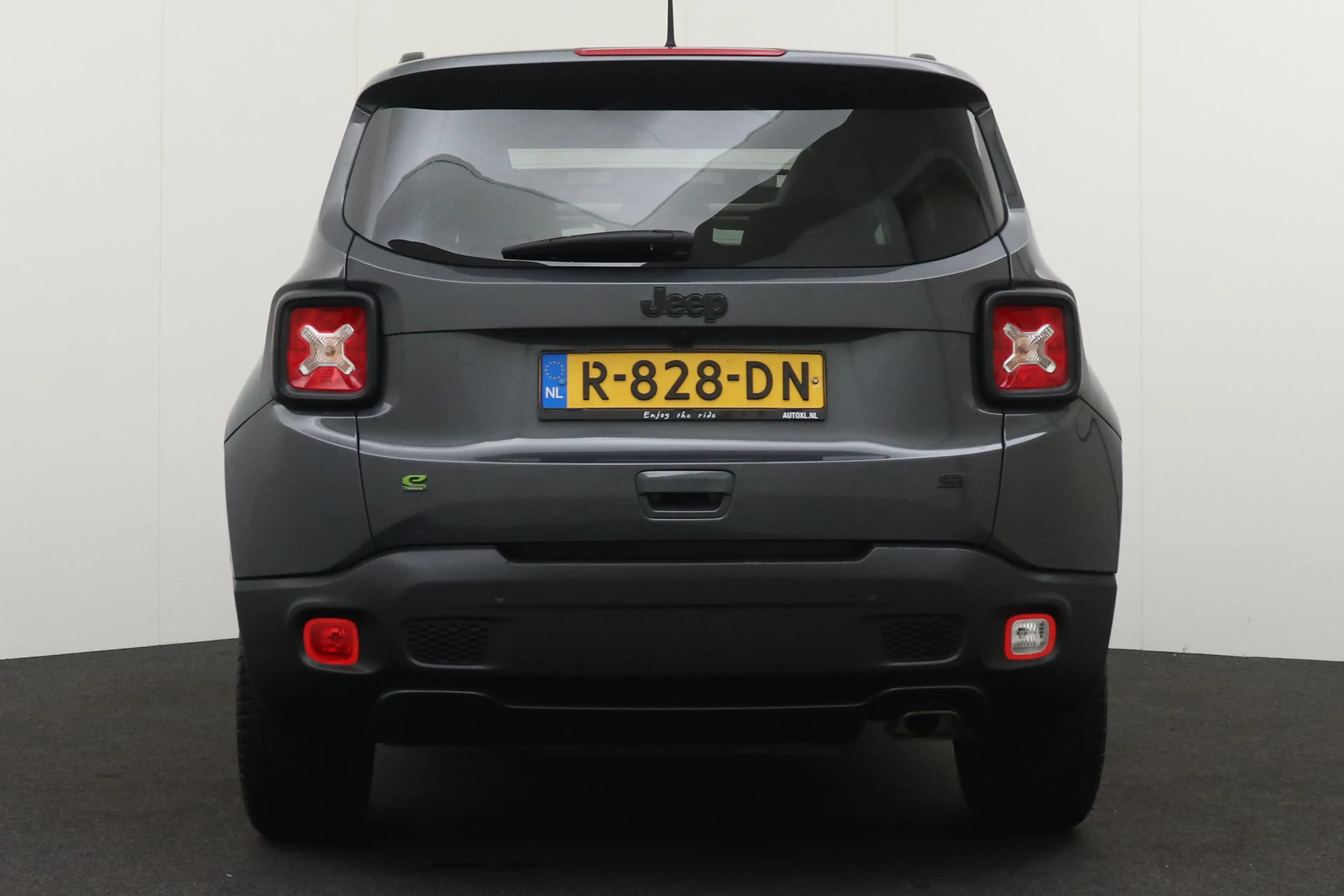 Jeep Renegade 1.5T 131 PK Aut. e-Hybrid S Pano-dak 19'LMV Camera — photo 4