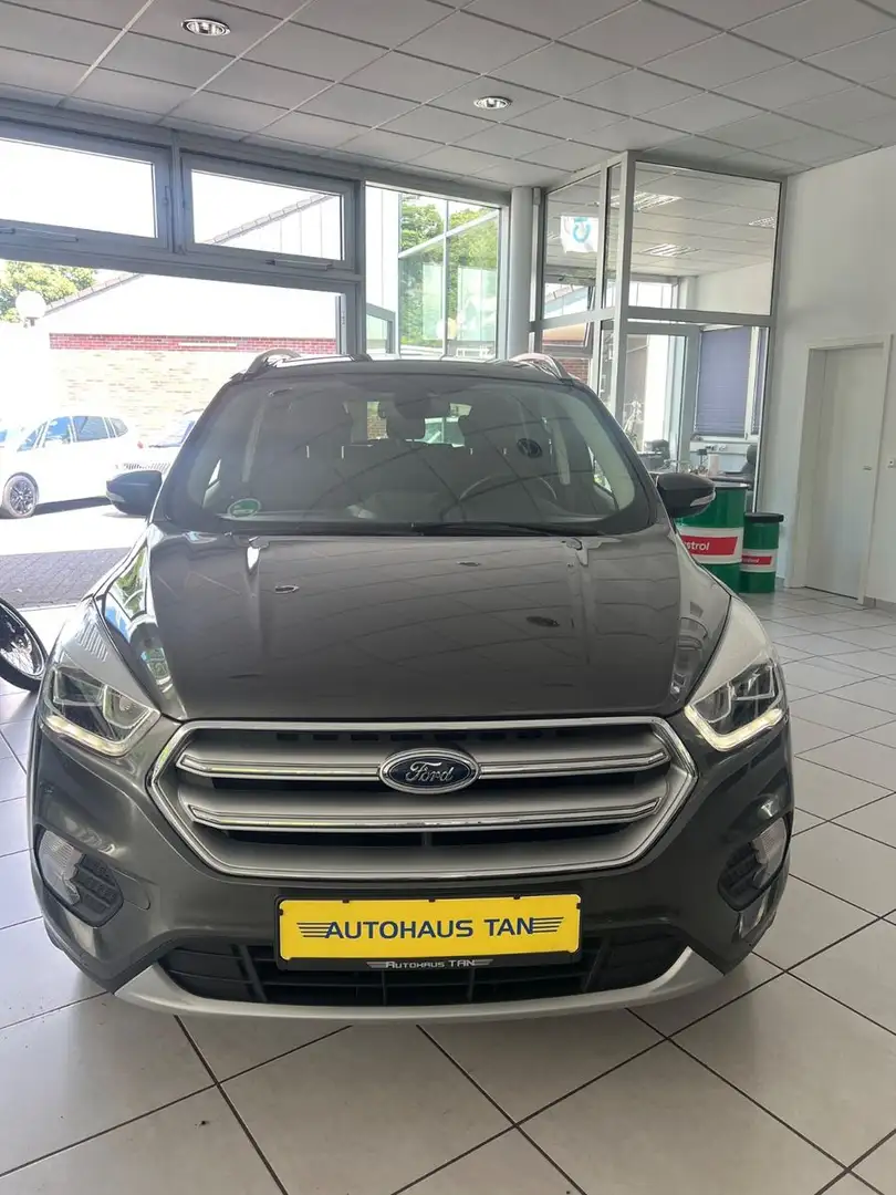 Ford Kuga Trend *NAVI*SITZH*ANHÄNGERK* Gris - 2