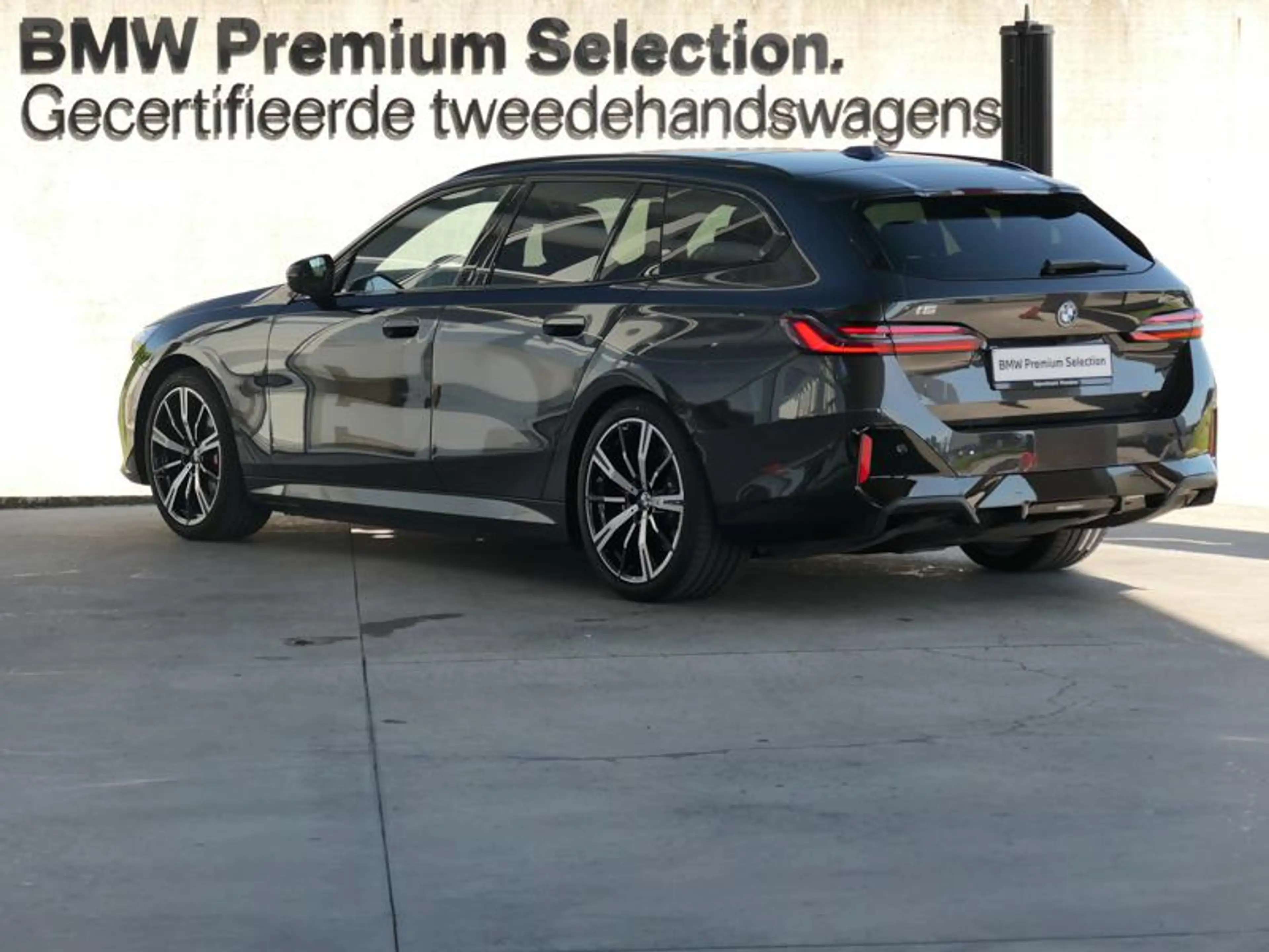 BMW i5 eDrive40 Touring M Sport PRO | PANO | Drive Pro | — photo 5