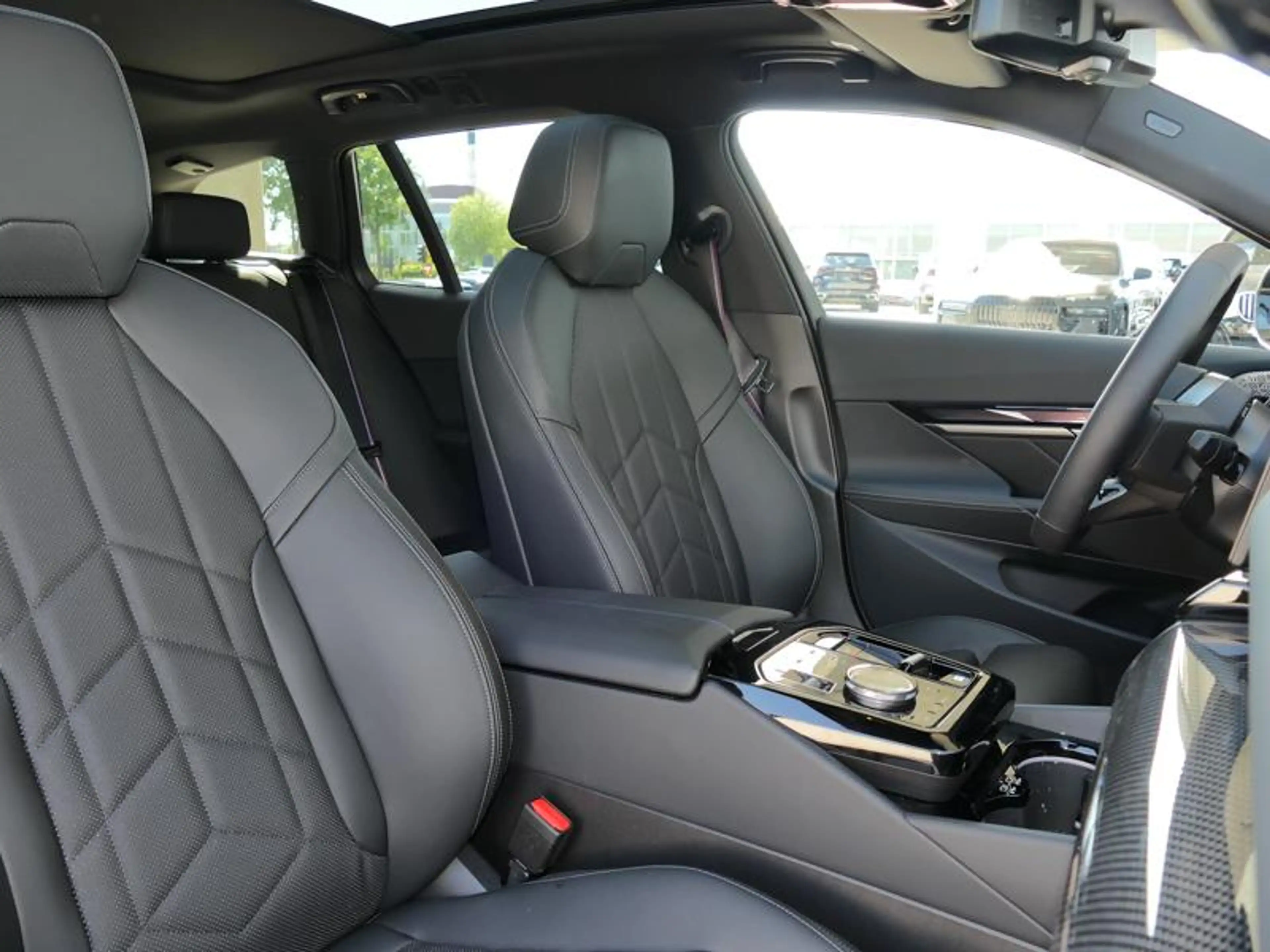 BMW i5 eDrive40 Touring M Sport PRO | PANO | Drive Pro | — photo 11