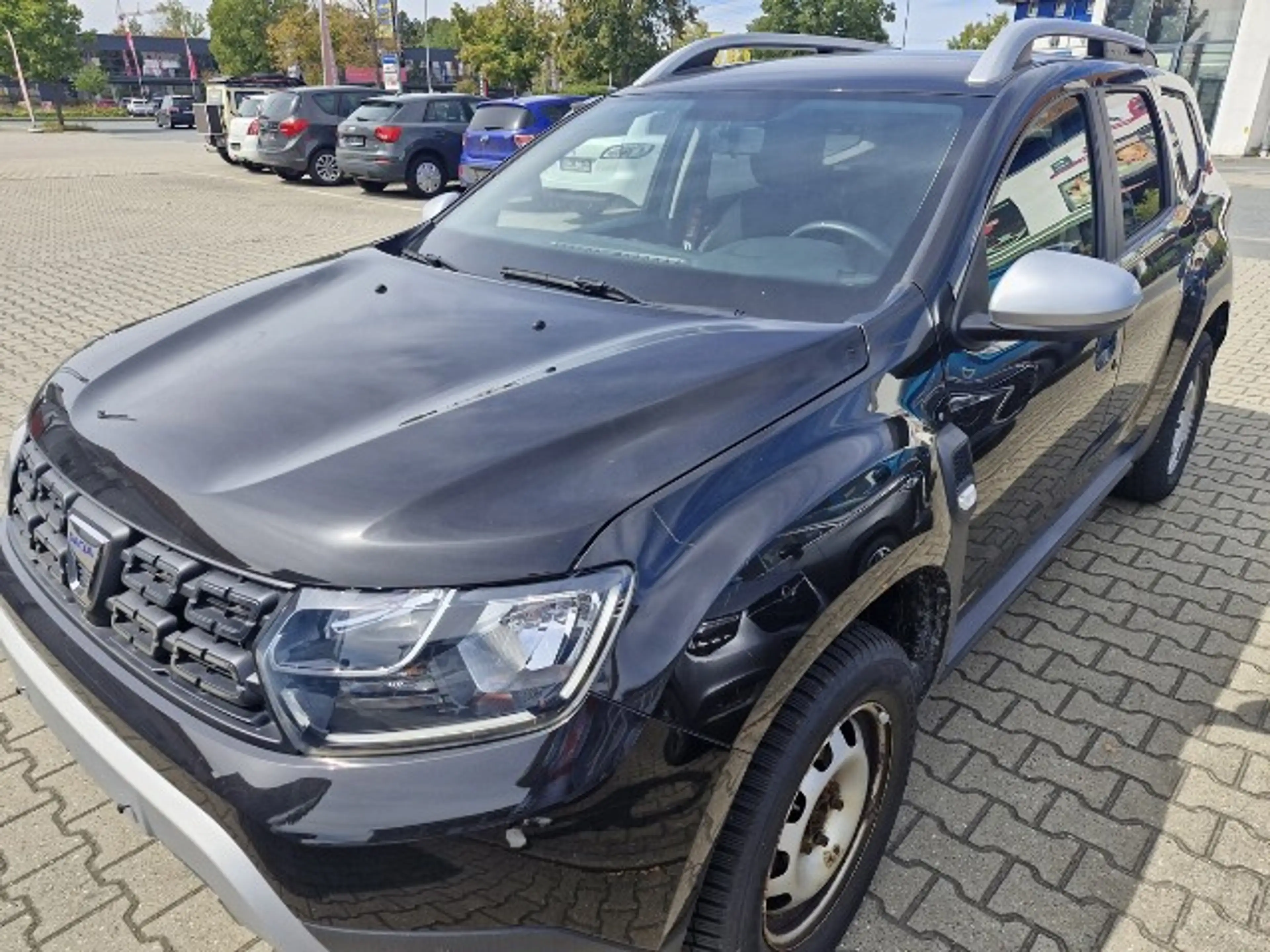 Dacia Duster II Celebration 1,3 TCe150 8-fach bereift AHK