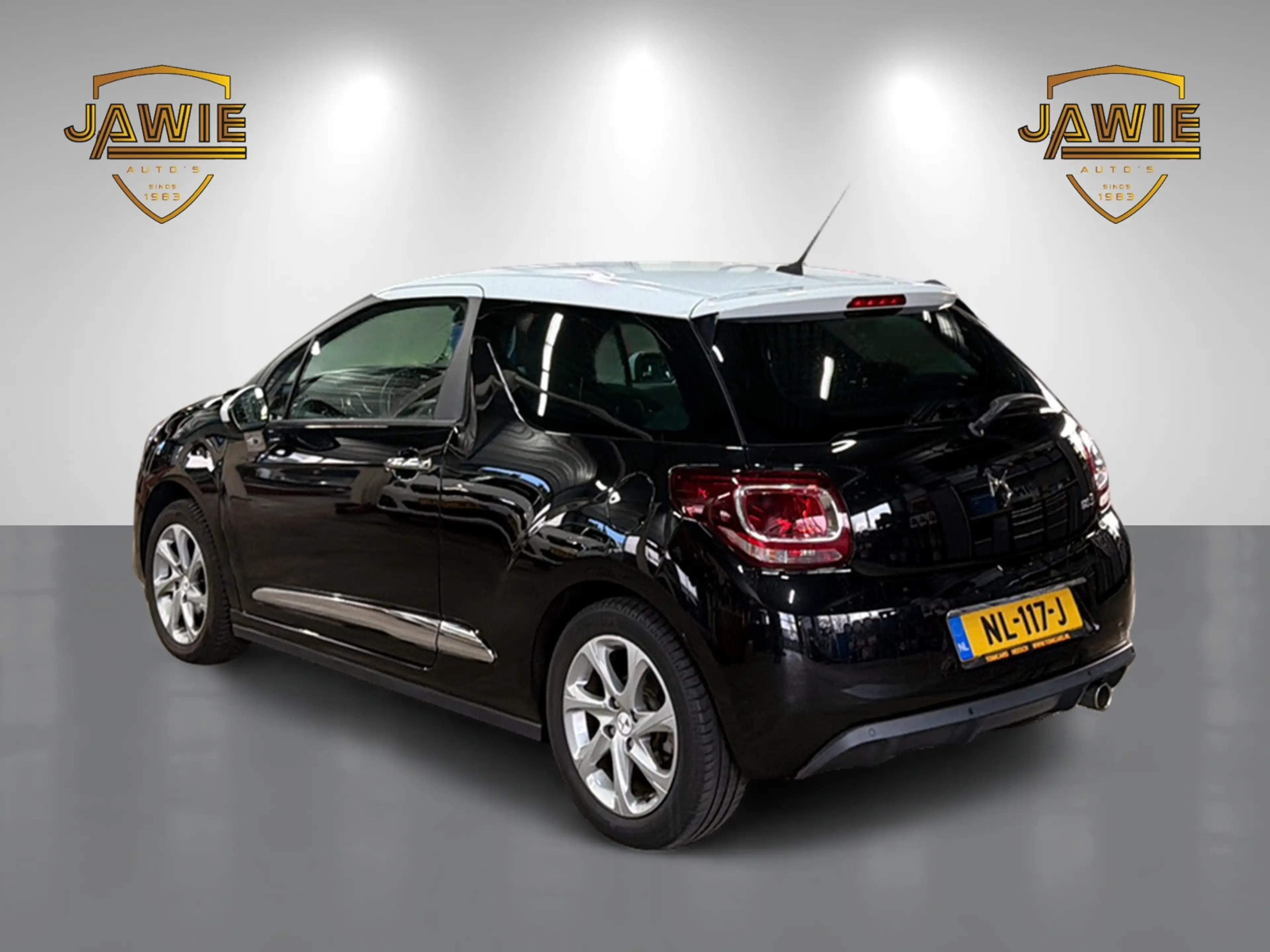 DS Automobiles DS 3 1.2 PureTech So Chic NL-117-J — photo 4